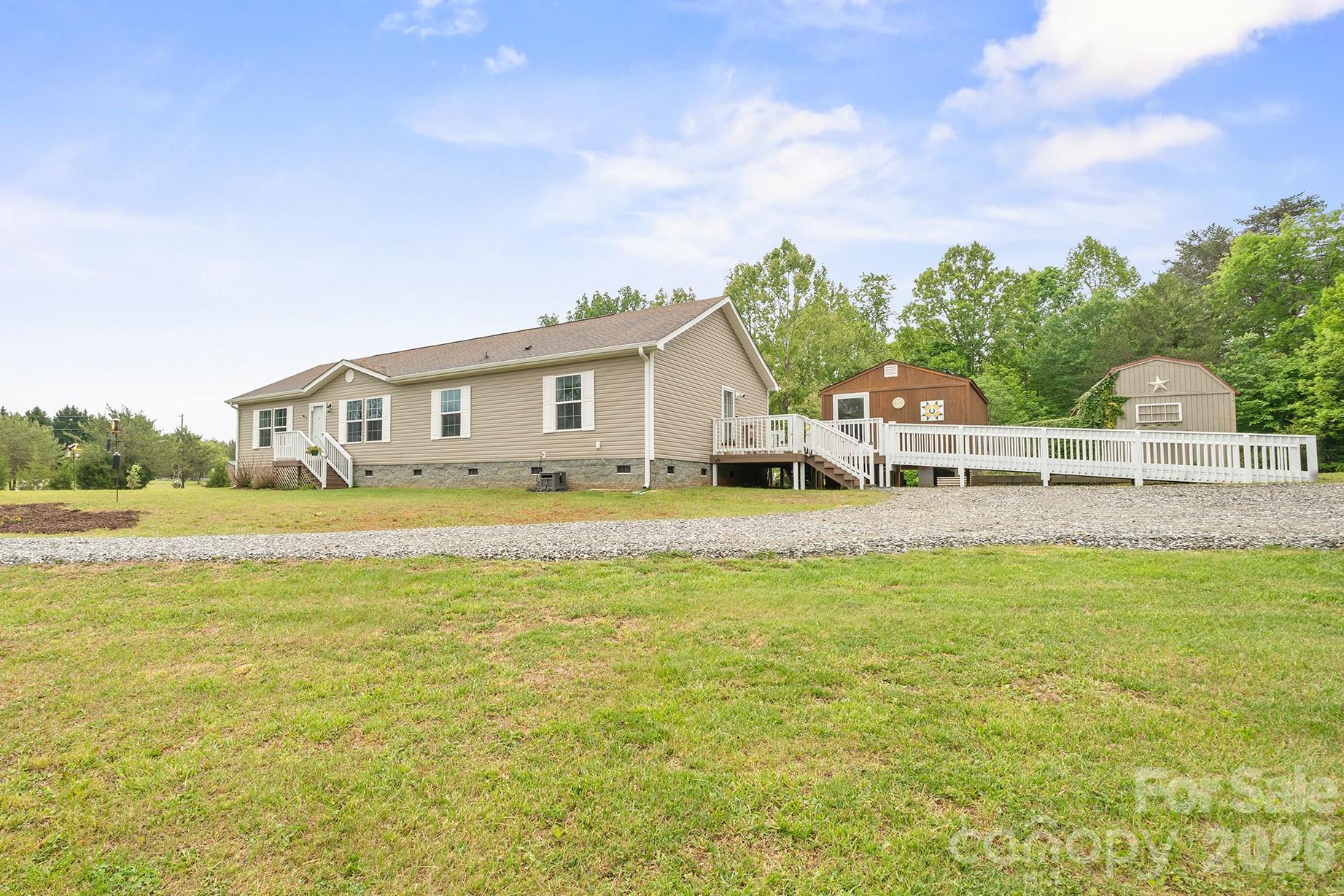 2517 Horseshoe Road — Westfield