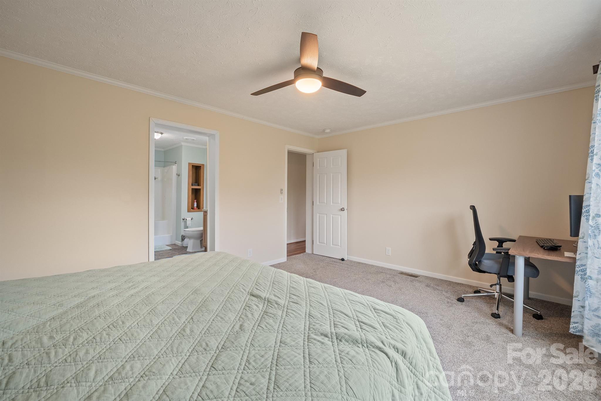 2517 Horseshoe Road — Westfield