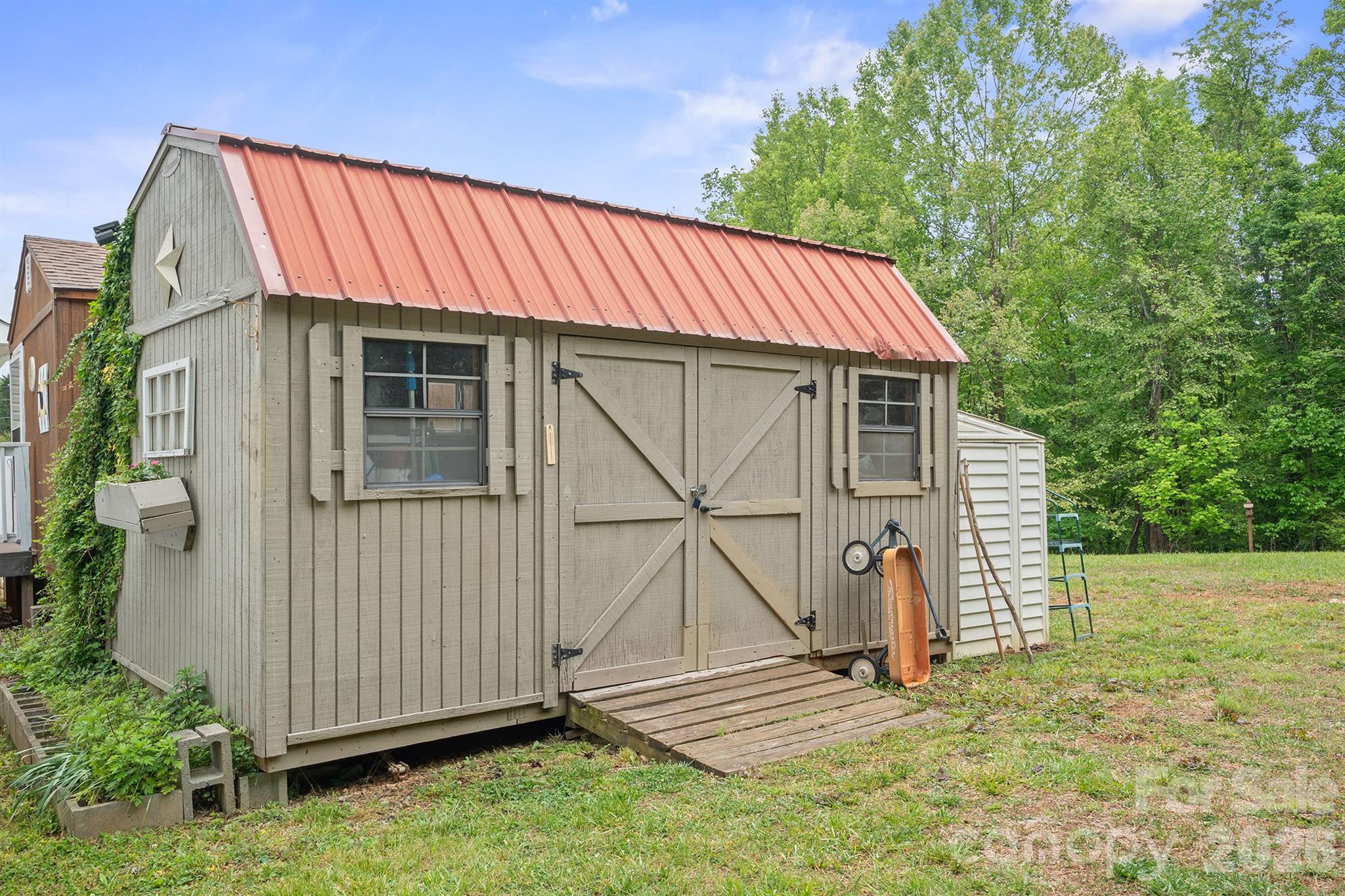 2517 Horseshoe Road — Westfield
