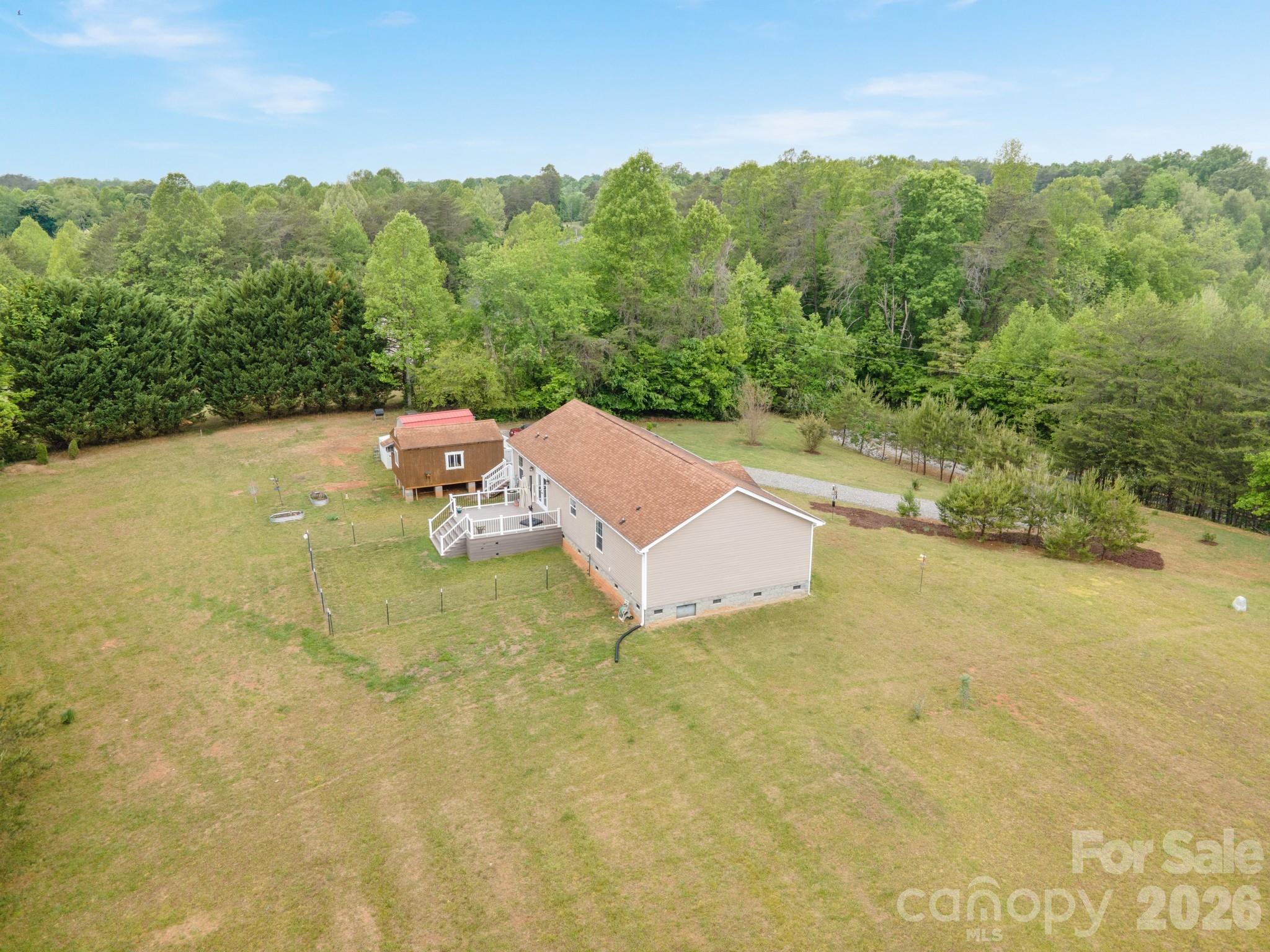 2517 Horseshoe Road — Westfield