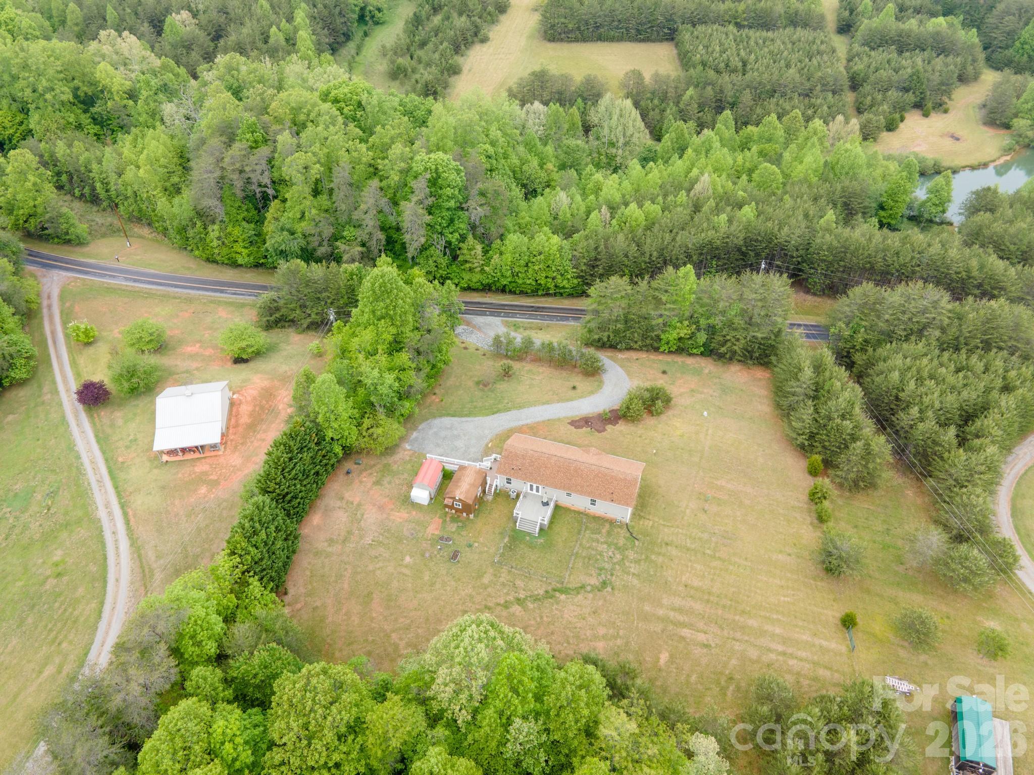 2517 Horseshoe Road — Westfield