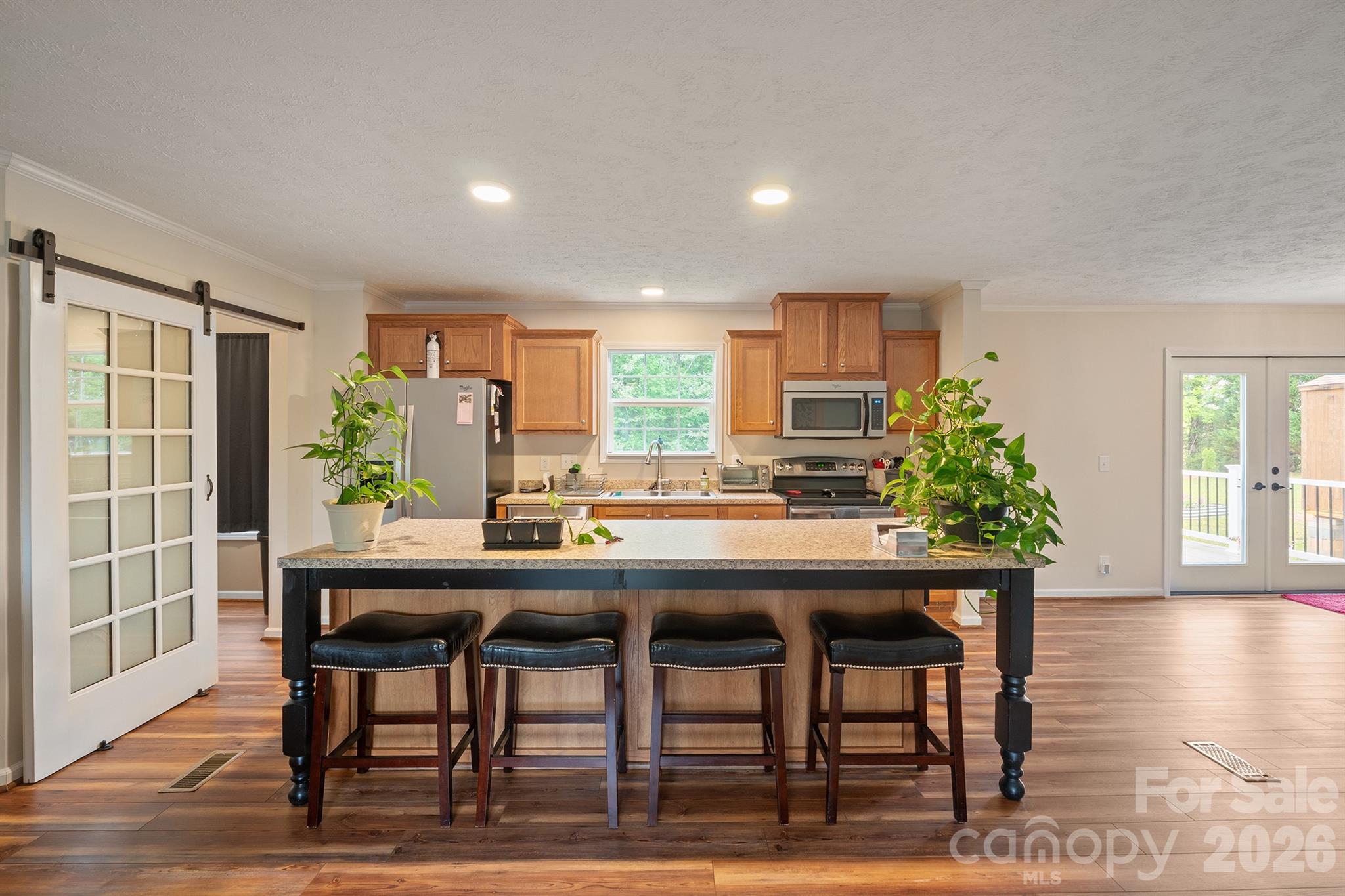 2517 Horseshoe Road — Westfield