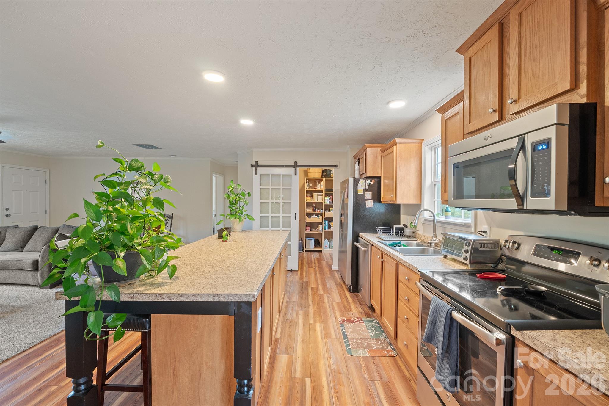 2517 Horseshoe Road — Westfield