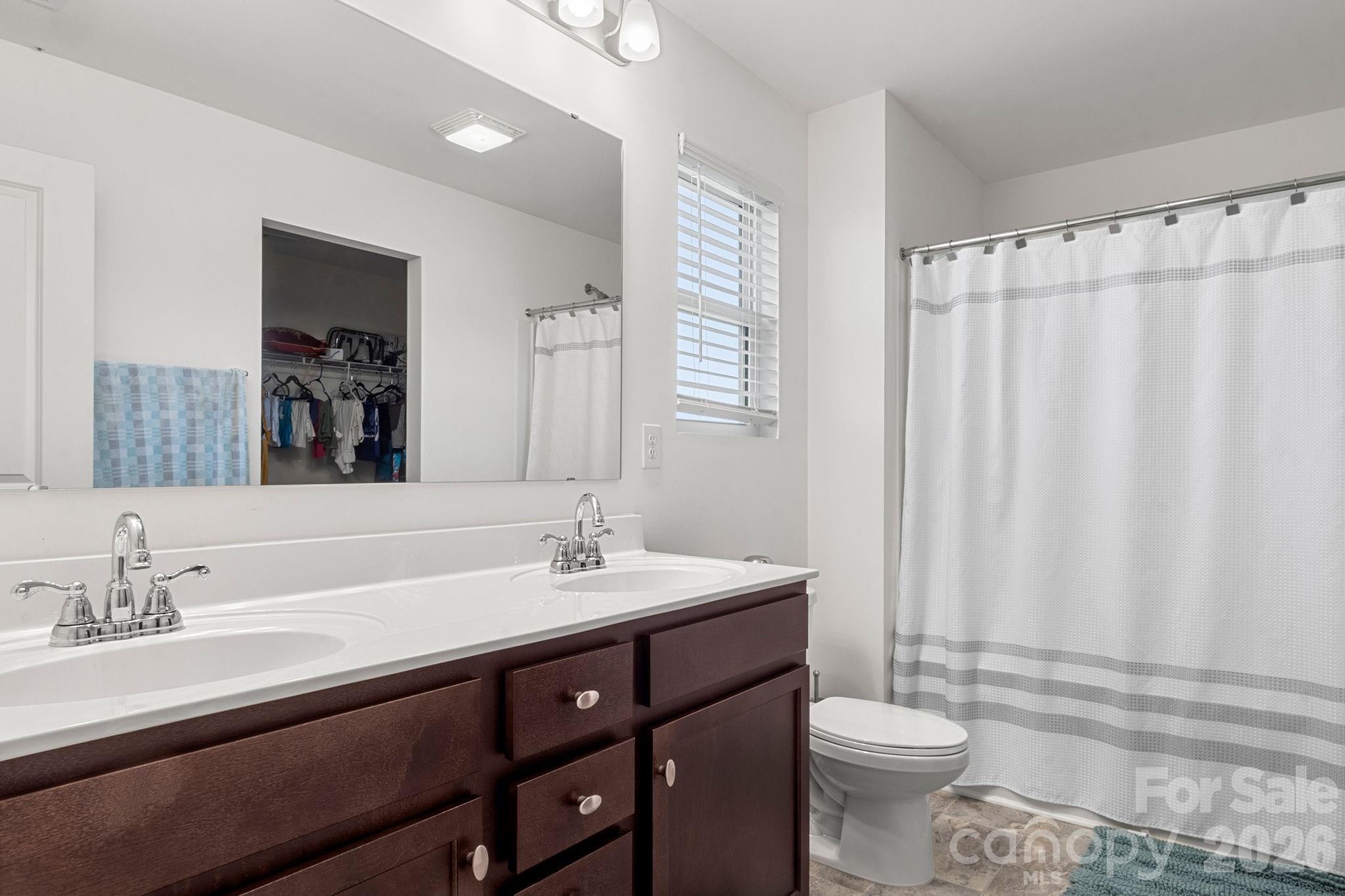 5153 Meanna Drive — Clover