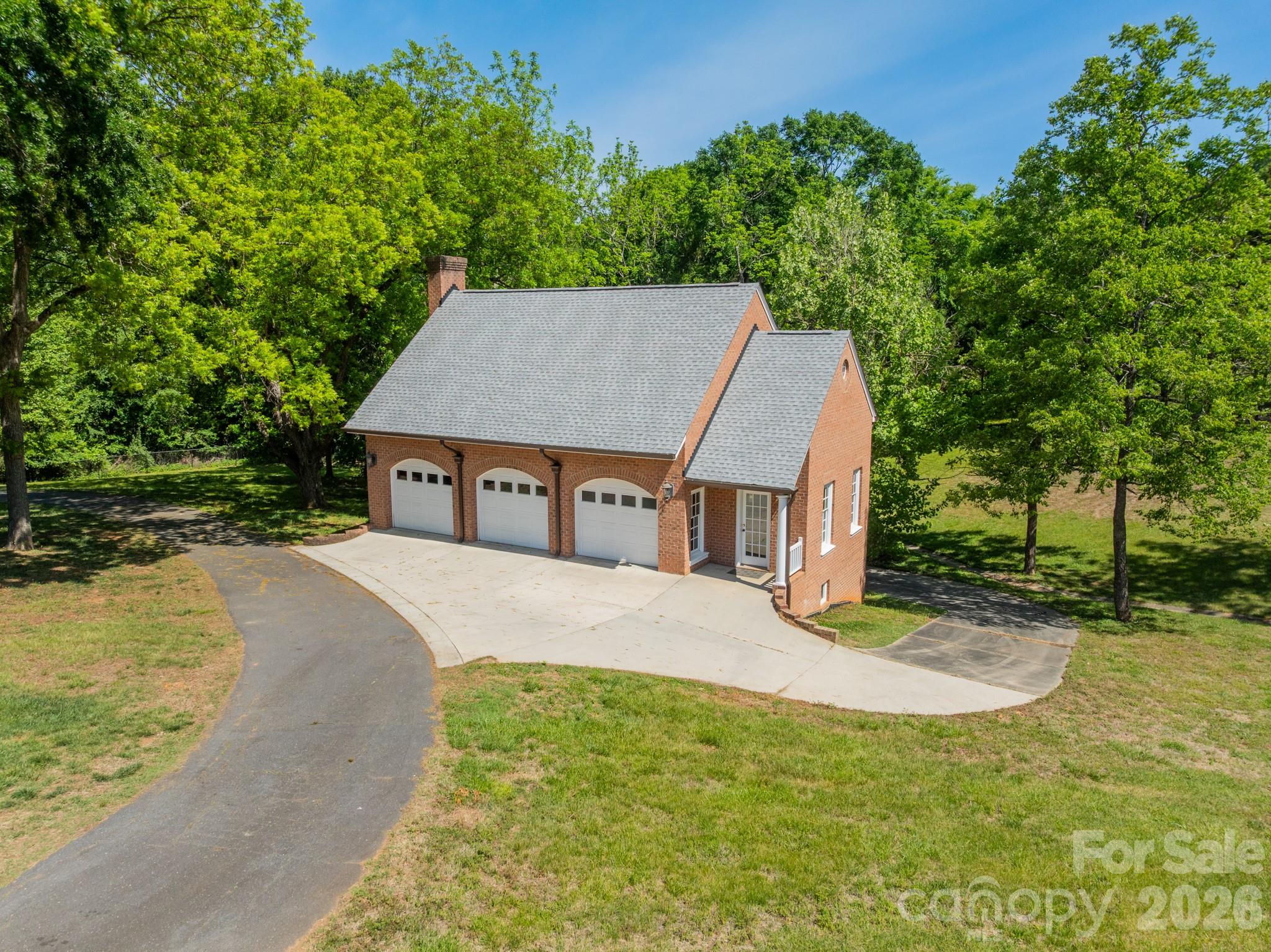 4030 Oak Hollow Lane — Harrisburg