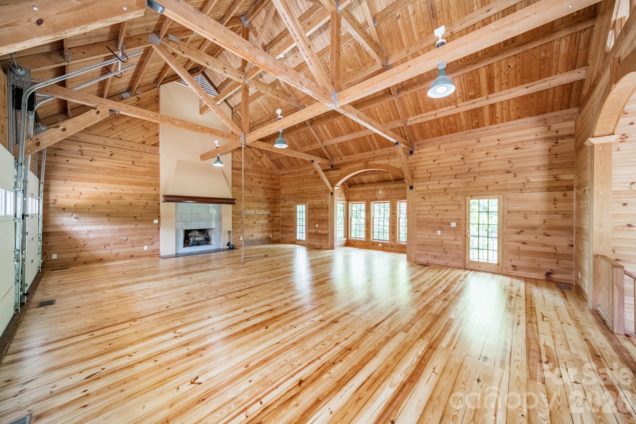 4030 Oak Hollow Lane — Harrisburg