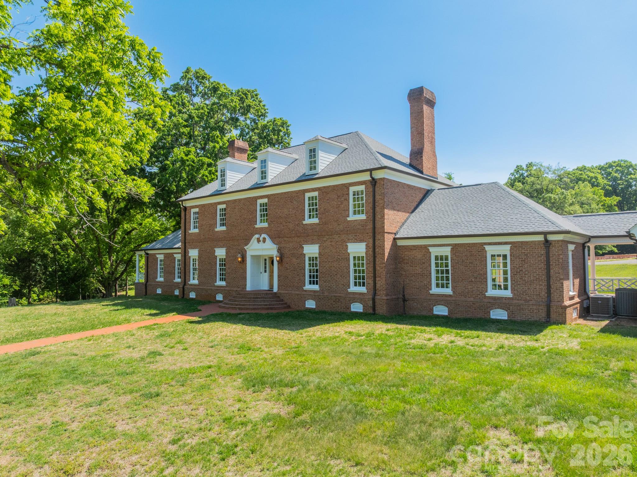4030 Oak Hollow Lane — Harrisburg