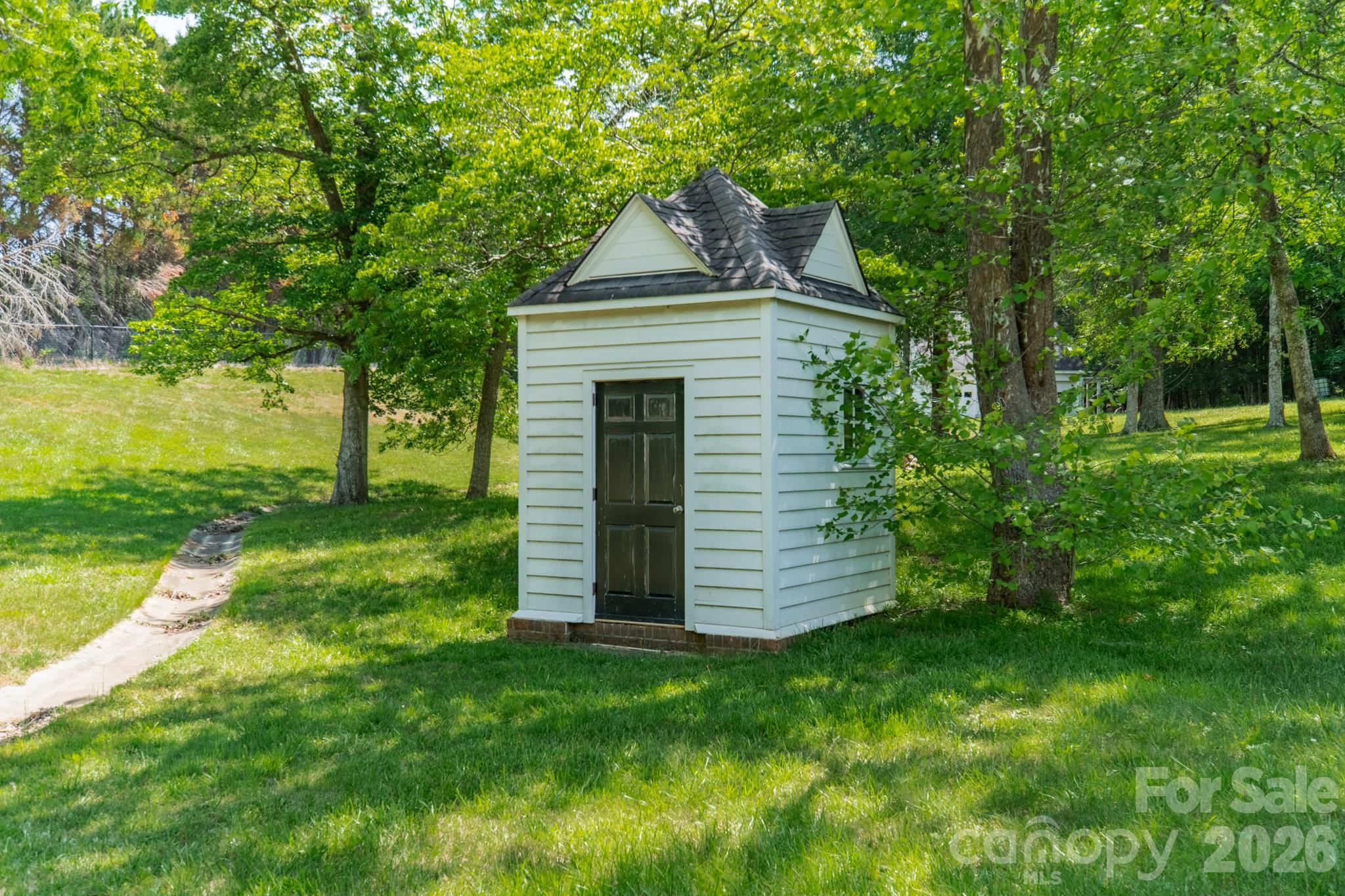 4030 Oak Hollow Lane — Harrisburg