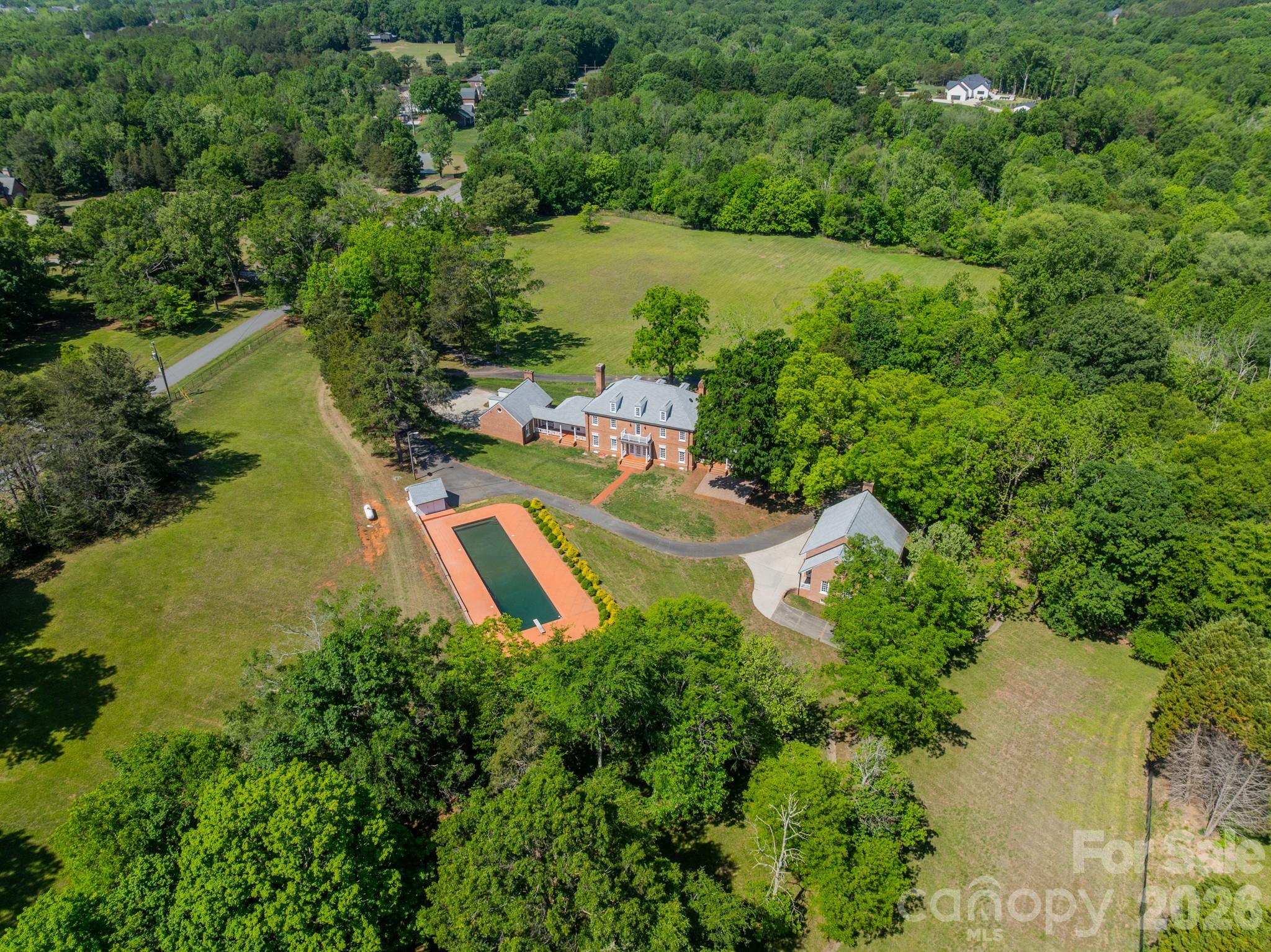 4030 Oak Hollow Lane — Harrisburg