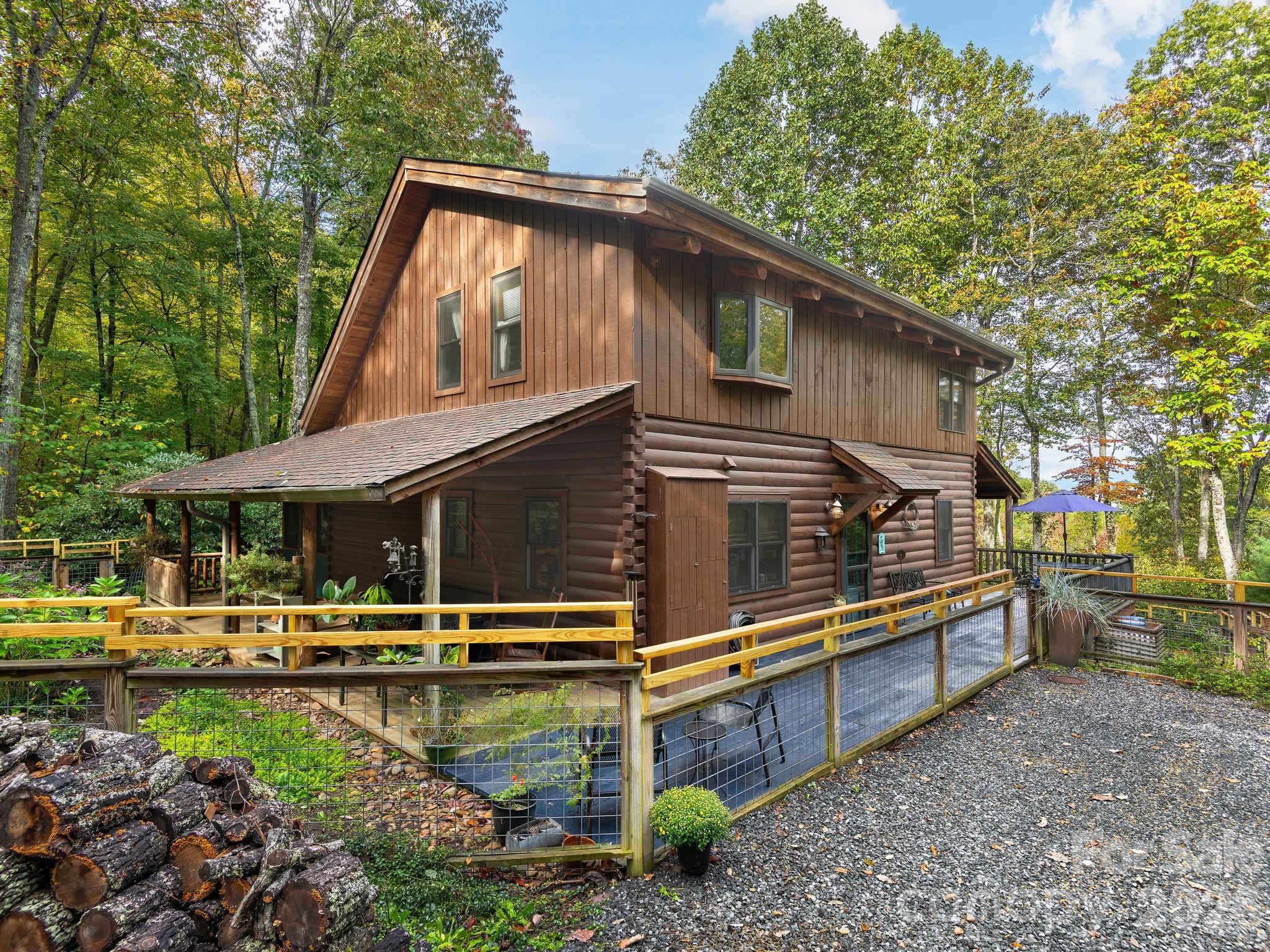 102 Carriage Drive — Fairview