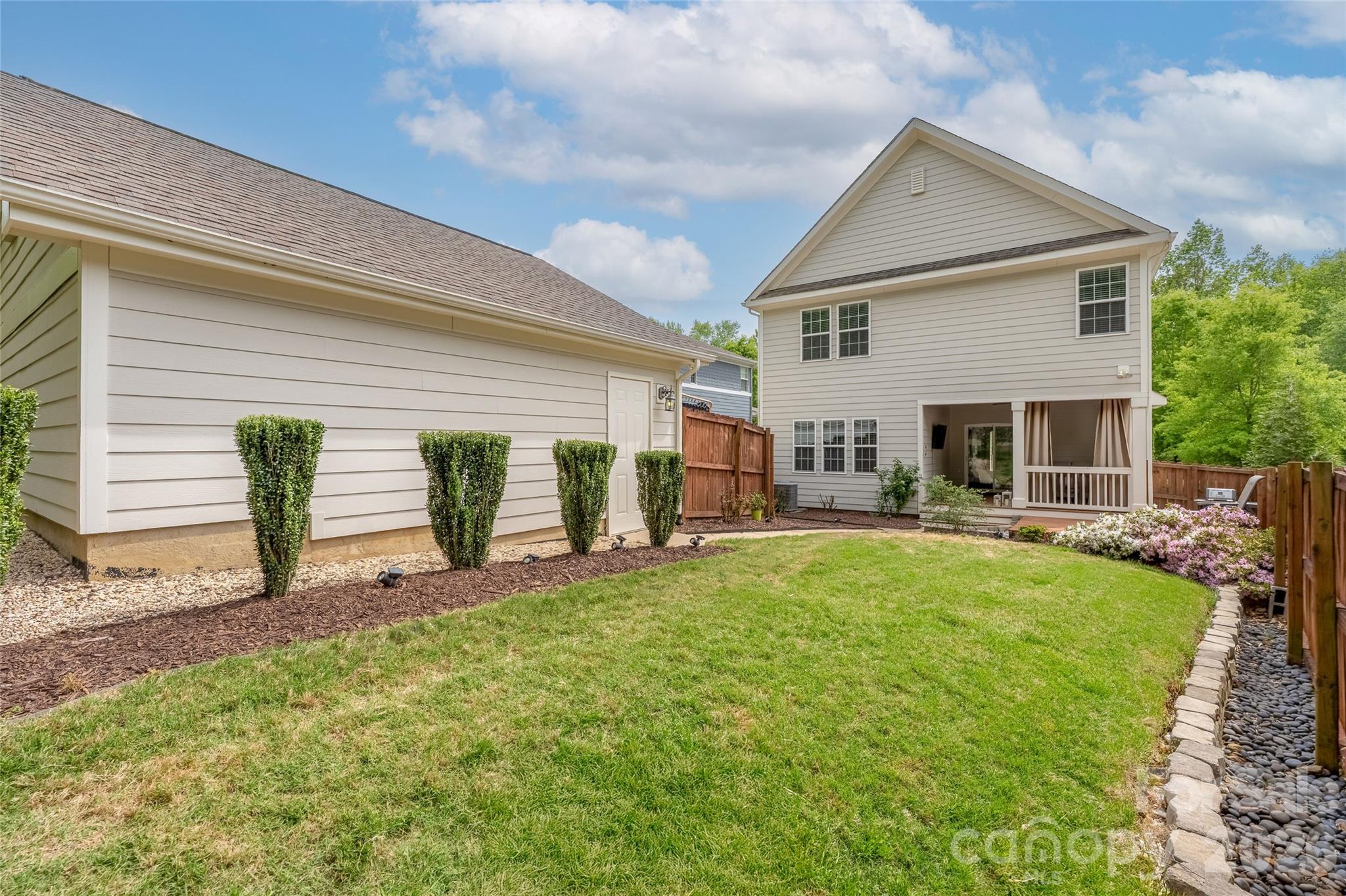 14045 Old Vermillion Drive — Huntersville