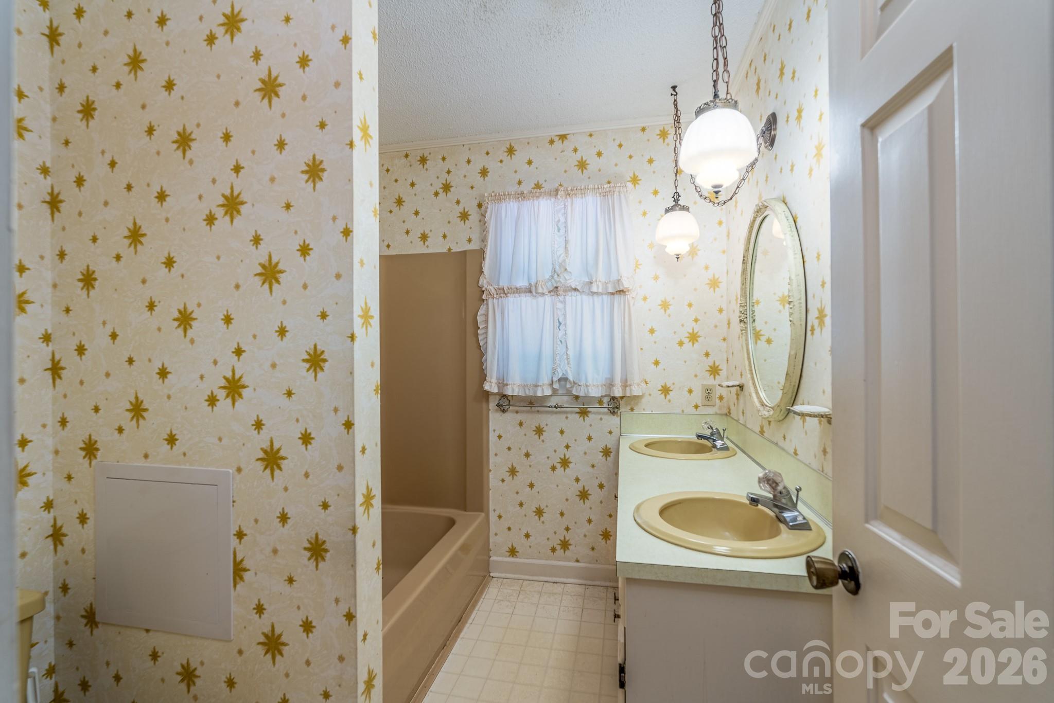 1836 Westbrook Road — Edgemoor