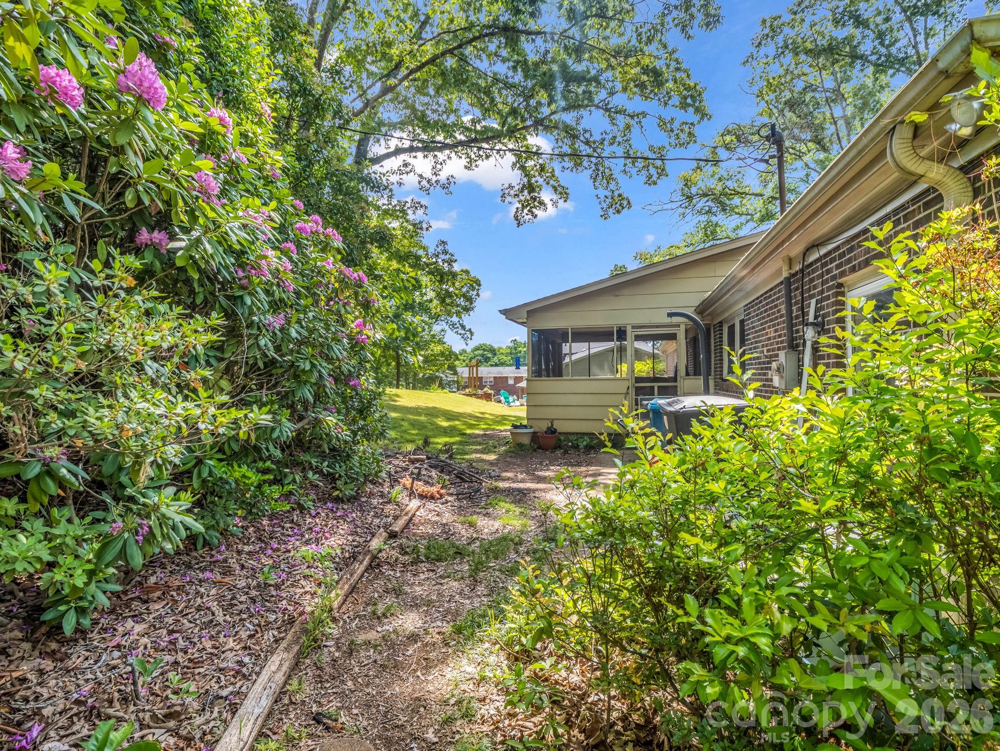 244 Windover Drive — Forest City