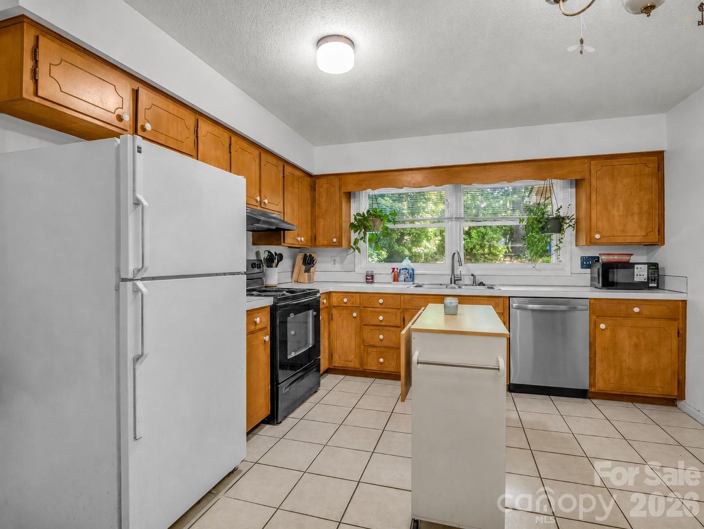 244 Windover Drive — Forest City