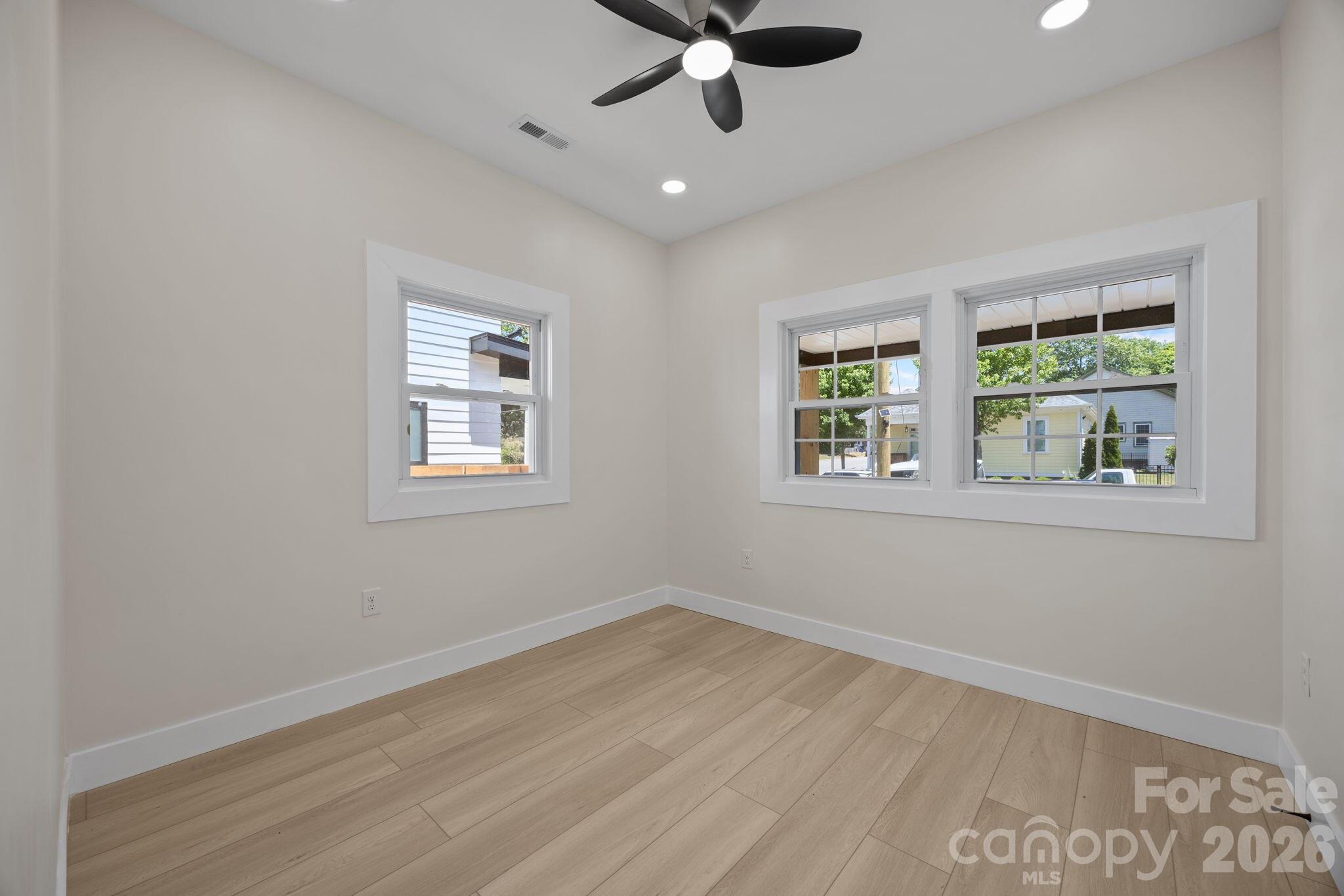 119 Idlewild Avenue — Raleigh