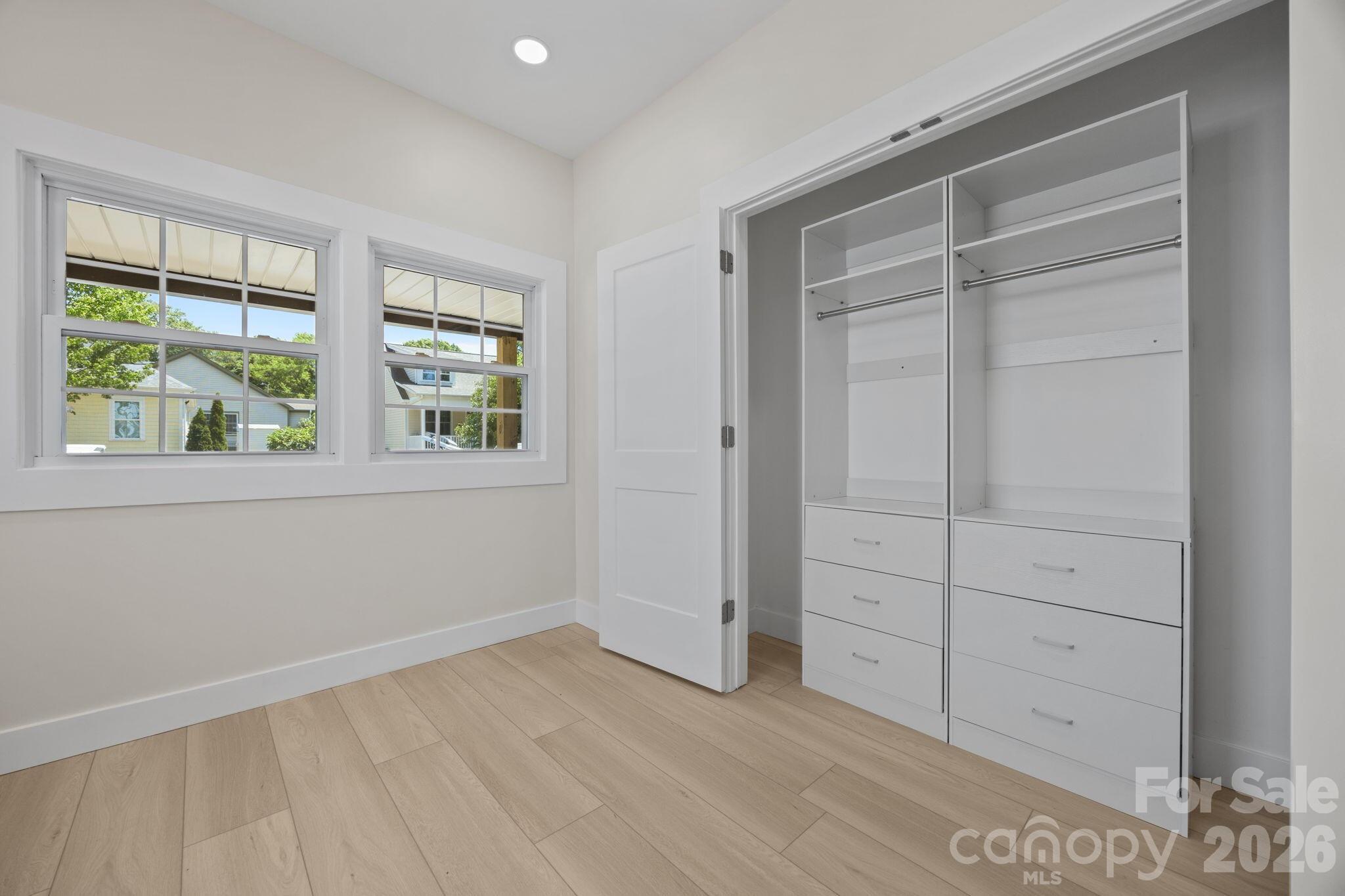 119 Idlewild Avenue — Raleigh