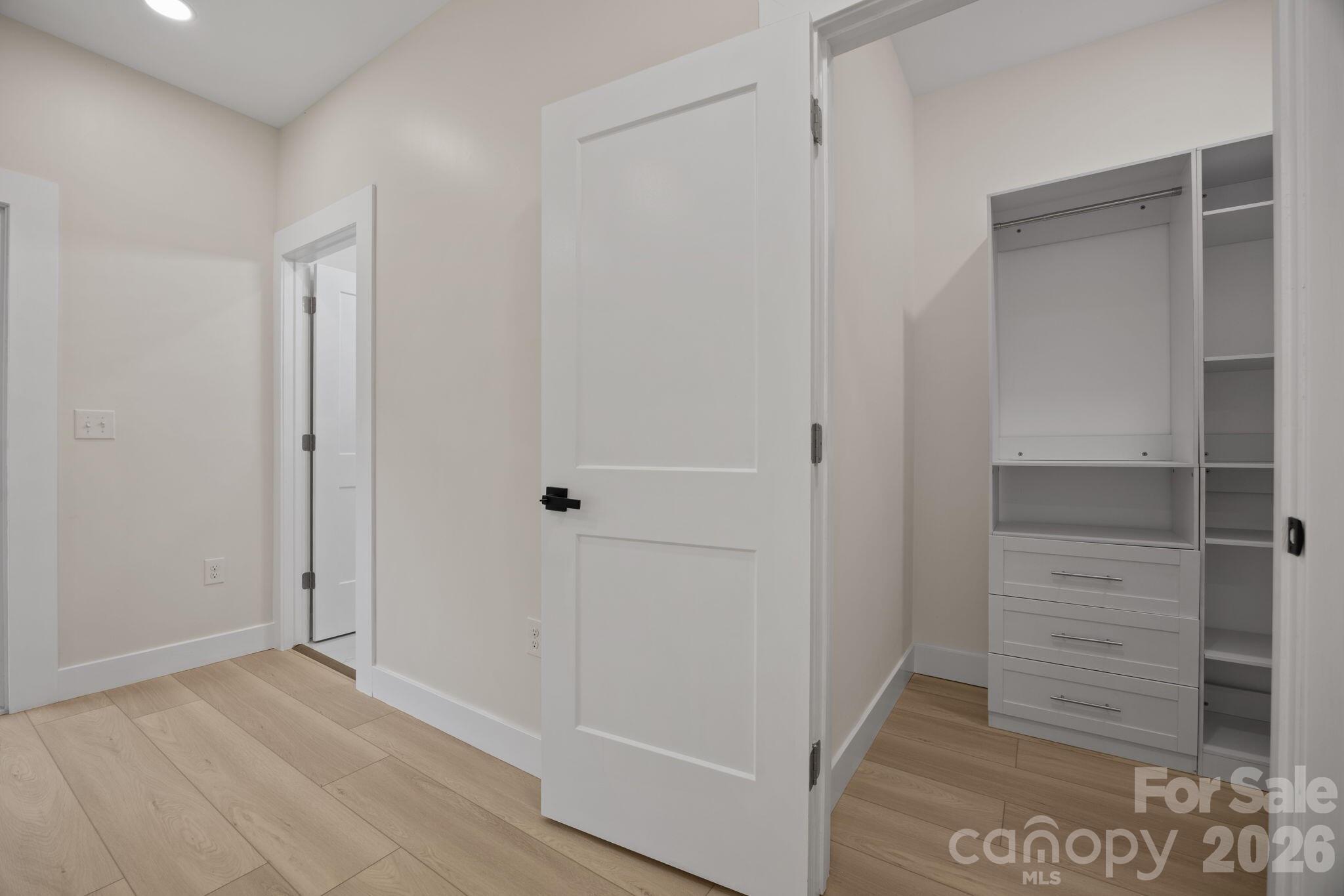 119 Idlewild Avenue — Raleigh