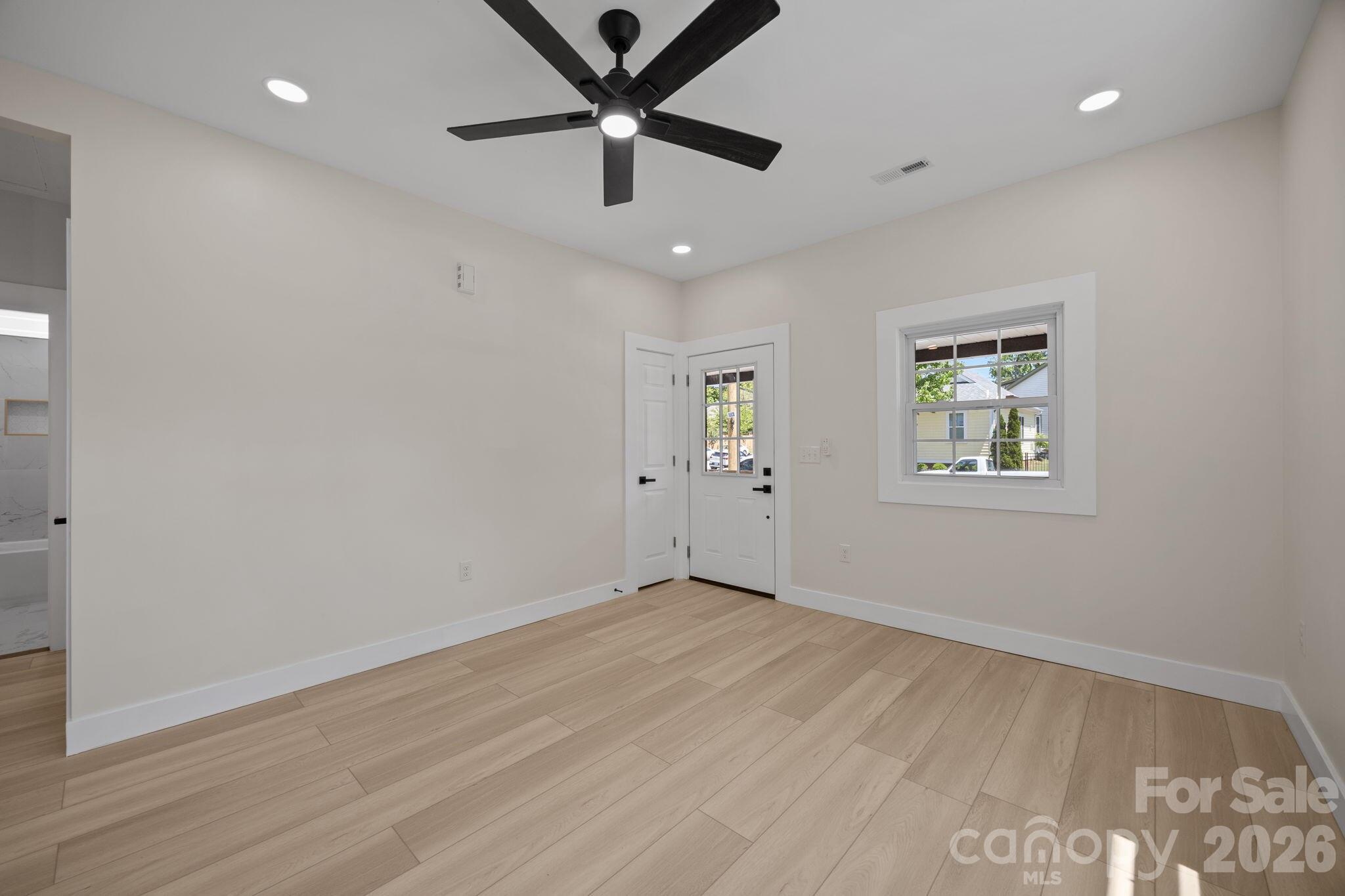119 Idlewild Avenue — Raleigh