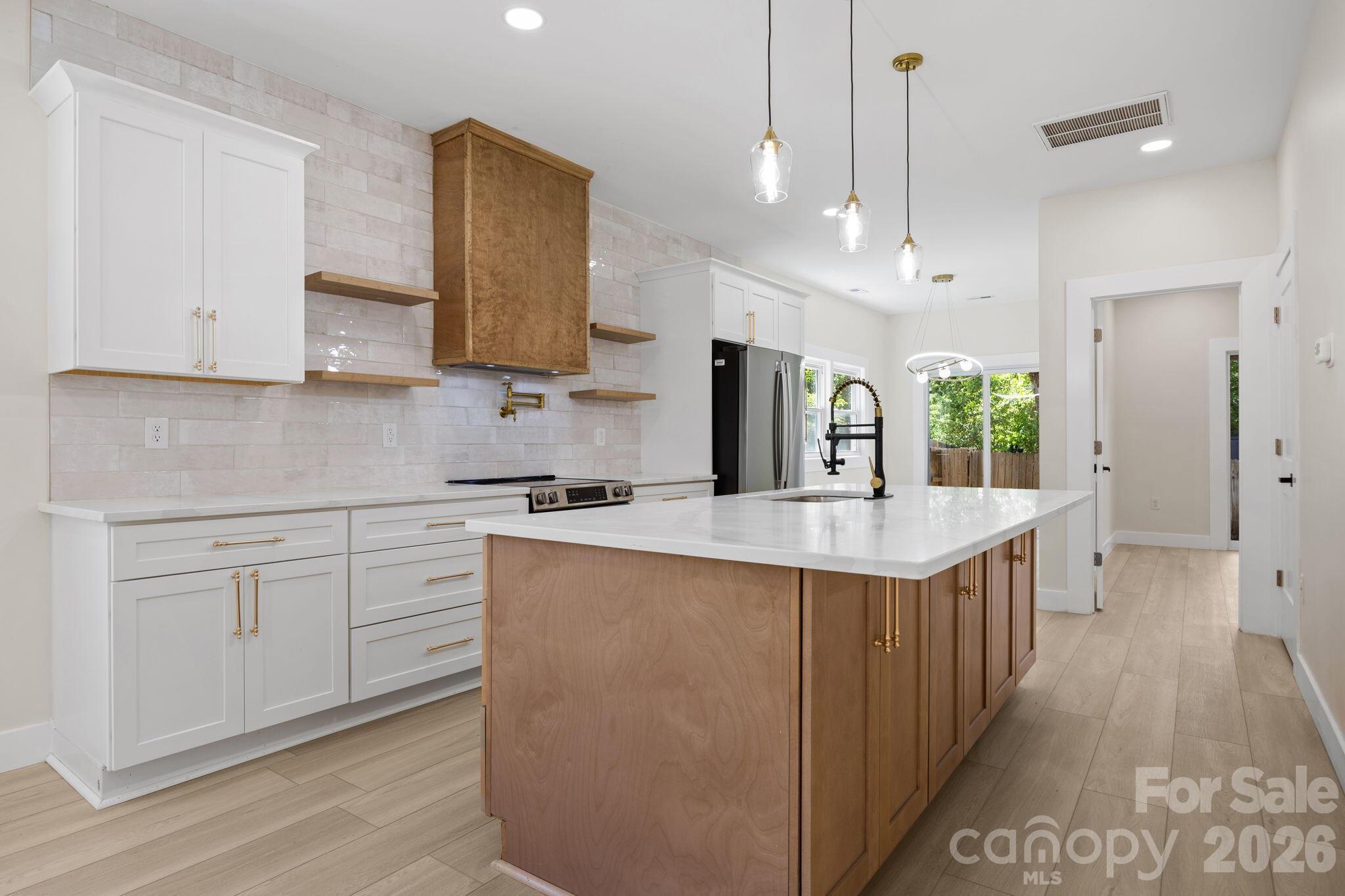119 Idlewild Avenue — Raleigh