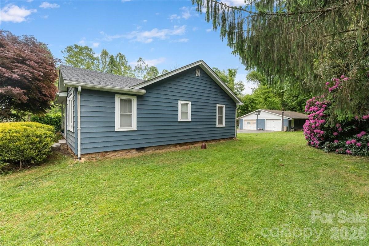1203 Allens Creek Road — Waynesville
