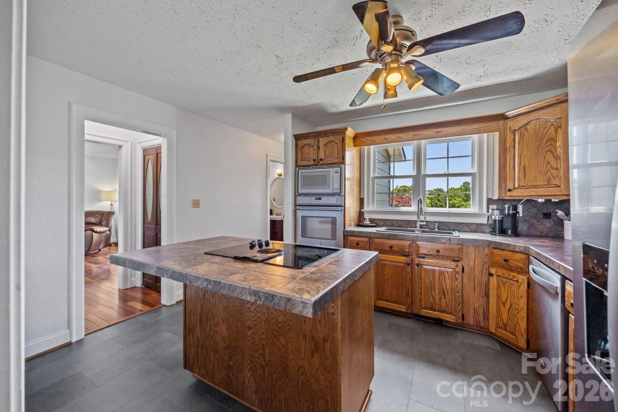 360 Whitaker Road — Shelby