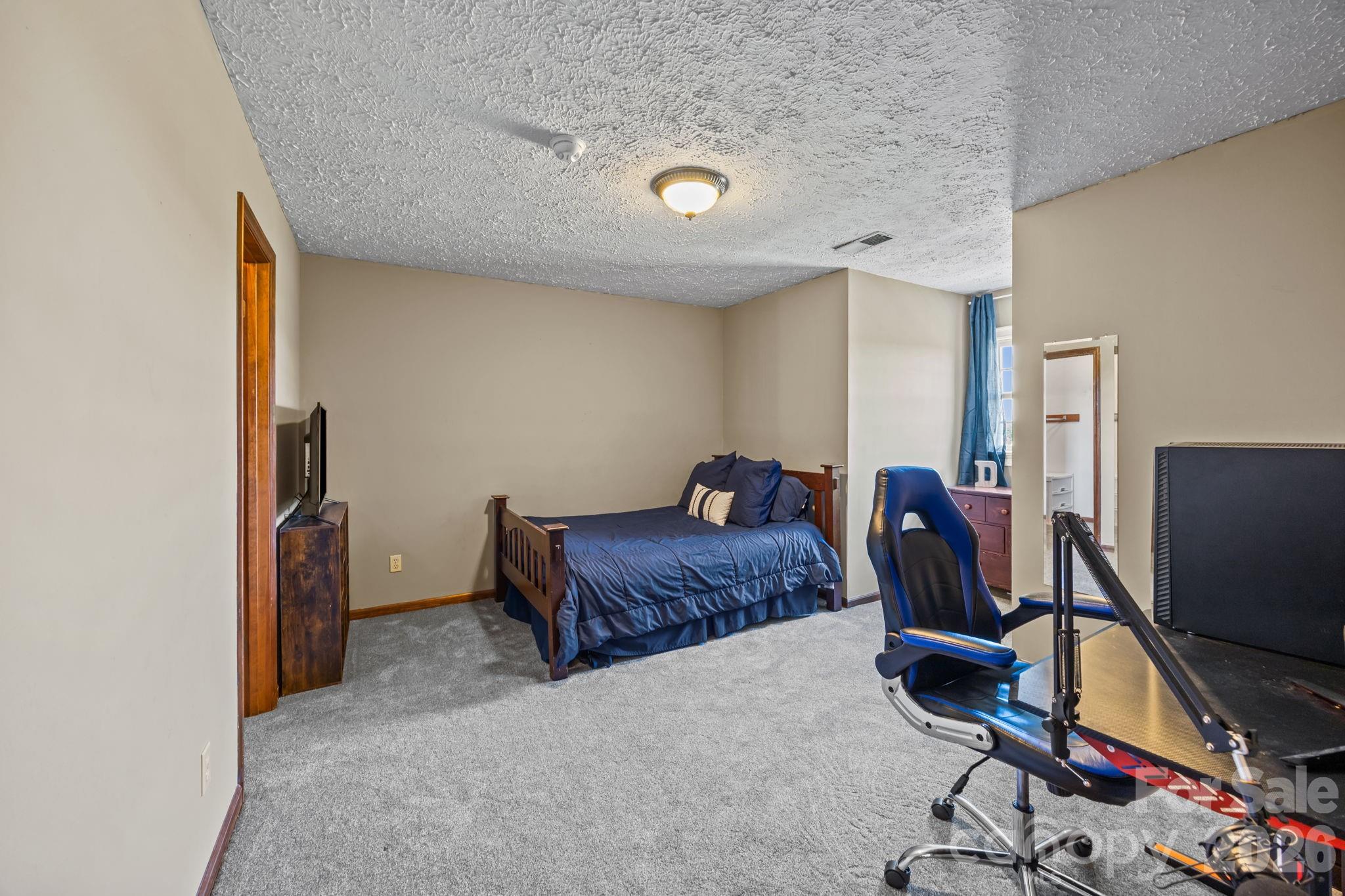 360 Whitaker Road — Shelby