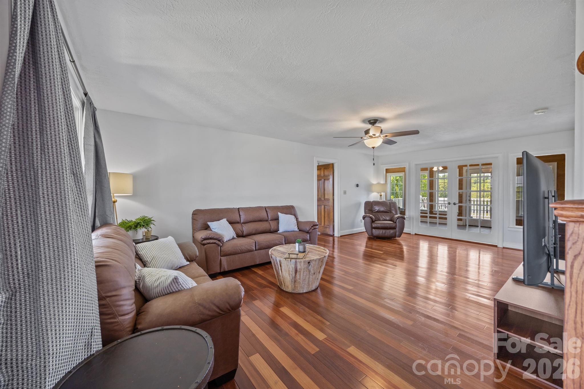 360 Whitaker Road — Shelby