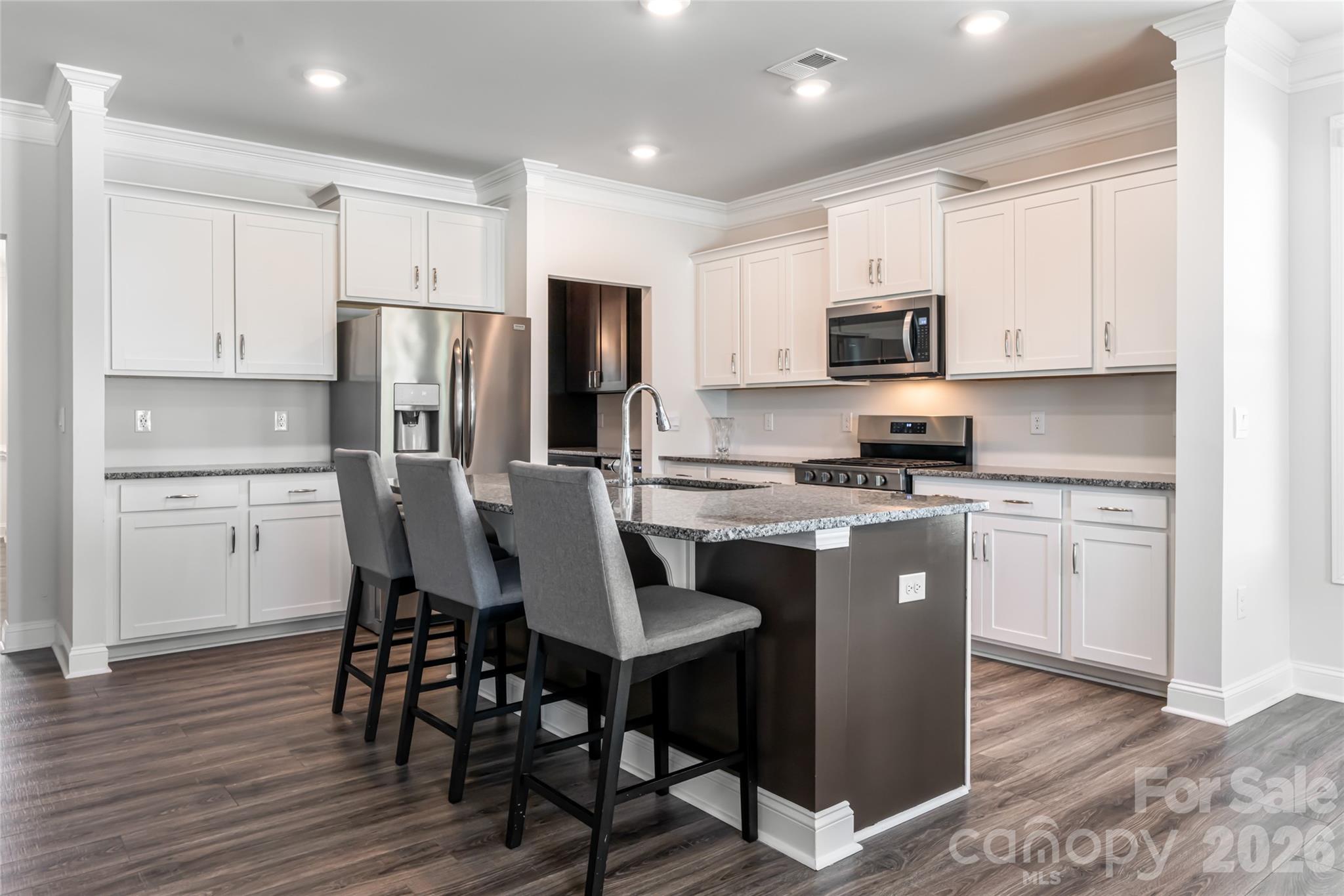 615 Fox Cove Road — Hendersonville