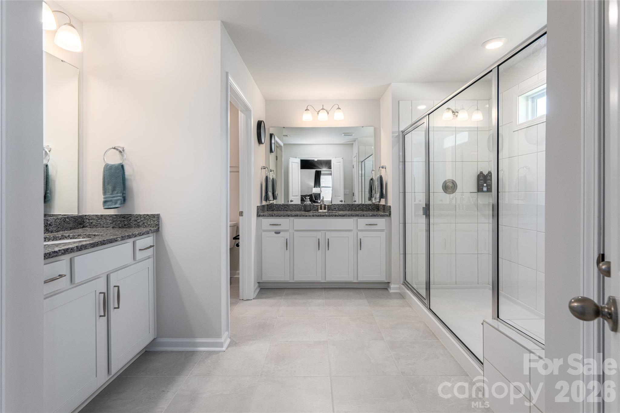 615 Fox Cove Road — Hendersonville