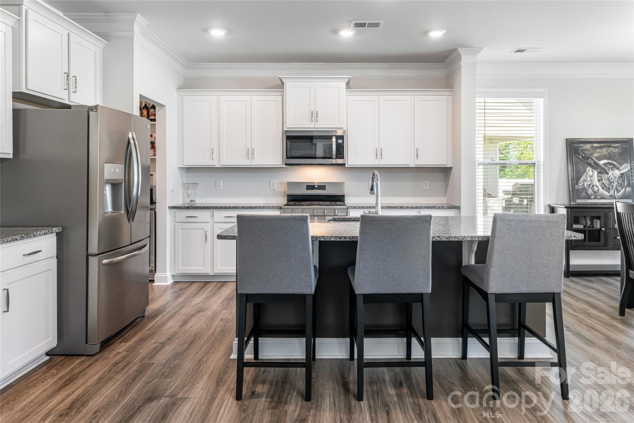 615 Fox Cove Road — Hendersonville