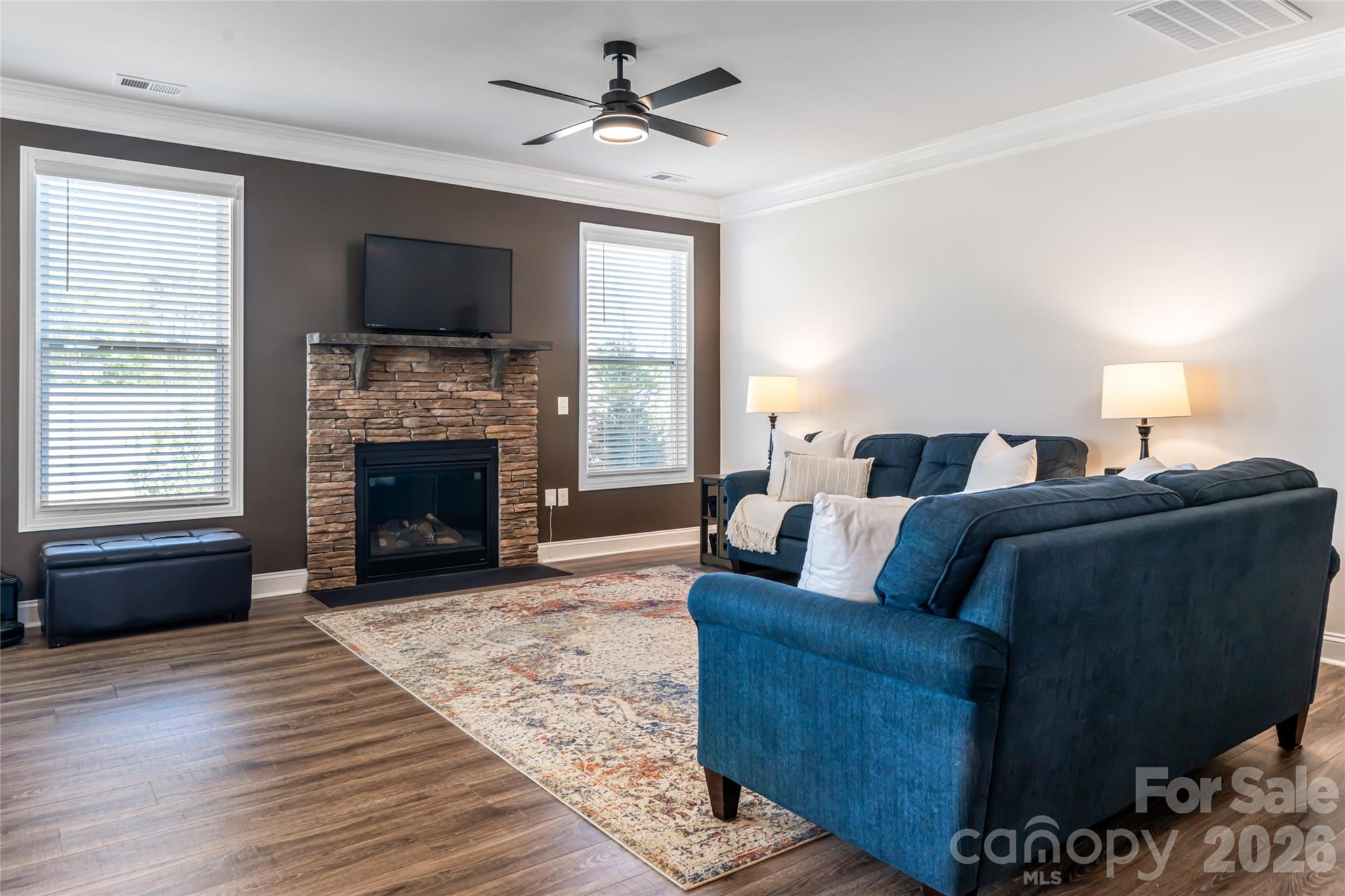 615 Fox Cove Road — Hendersonville