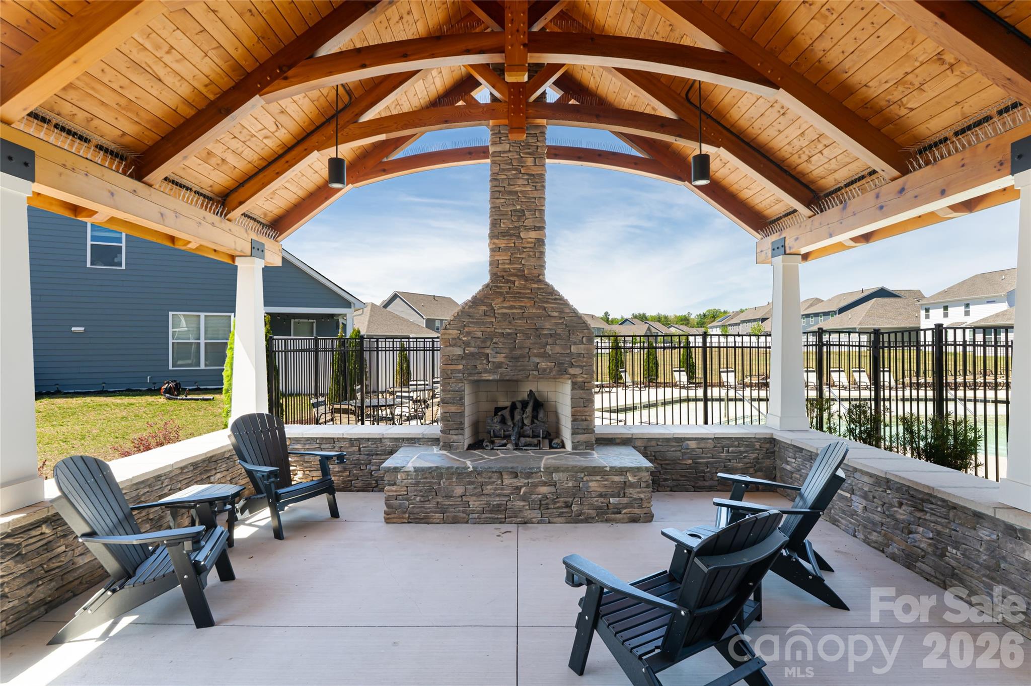 615 Fox Cove Road — Hendersonville