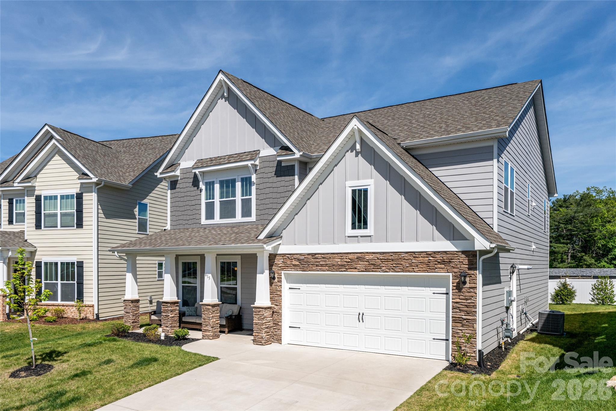 615 Fox Cove Road — Hendersonville