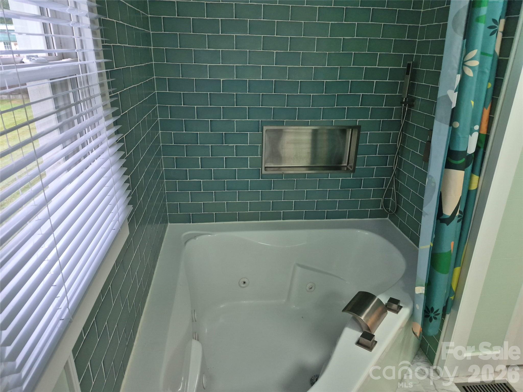 5 Gibson Drive — Maggie Valley