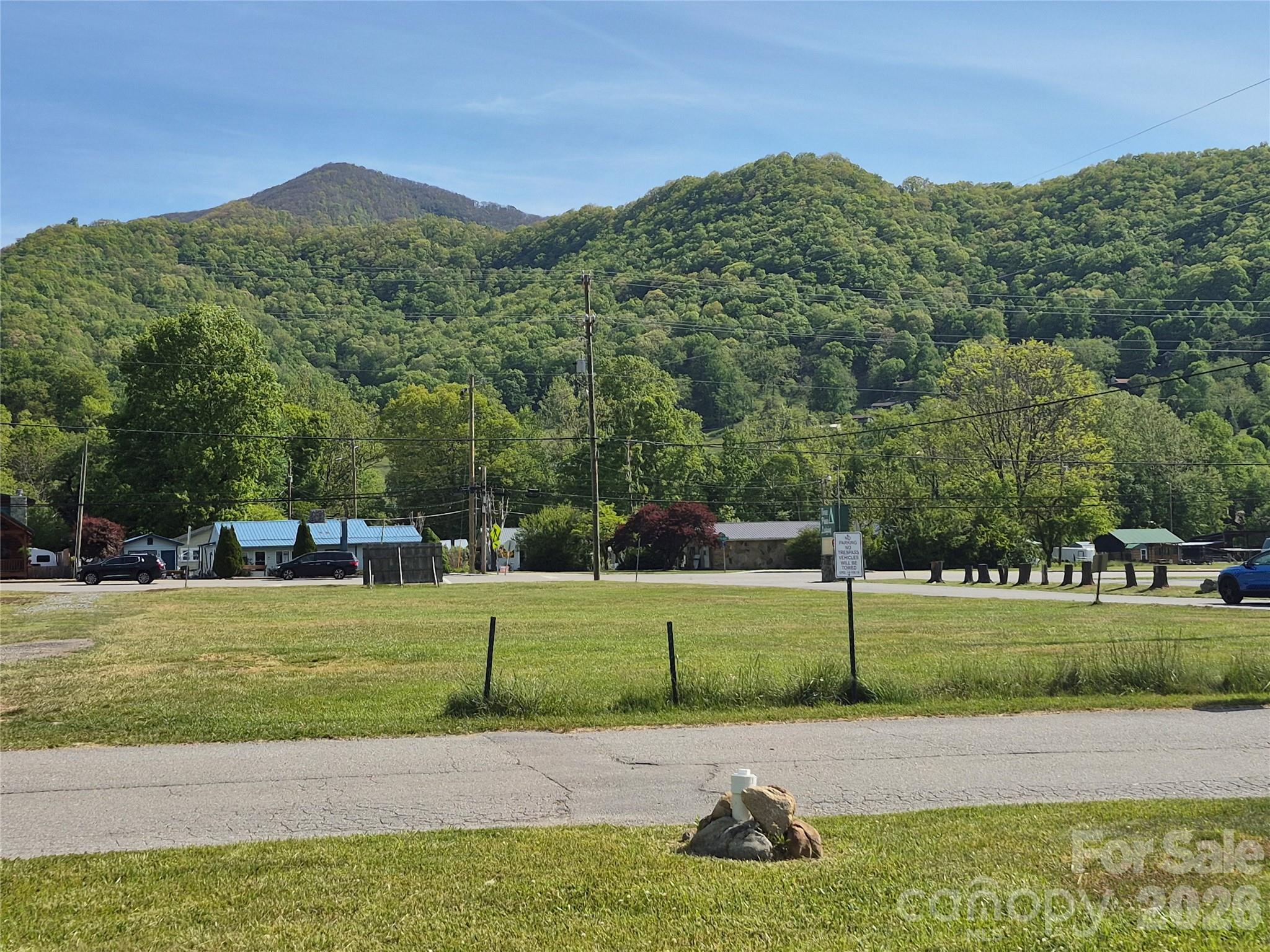 5 Gibson Drive — Maggie Valley