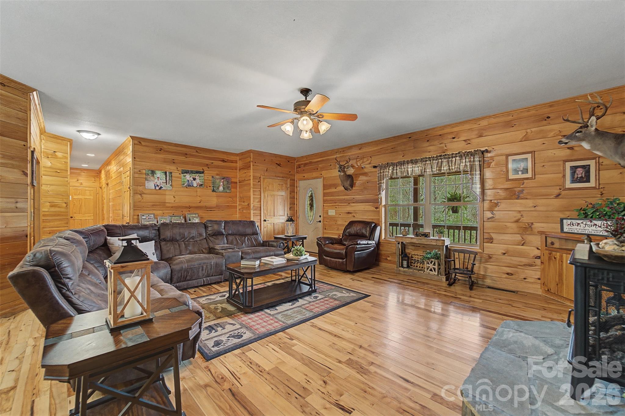 1960 Atoah Road — Robbinsville