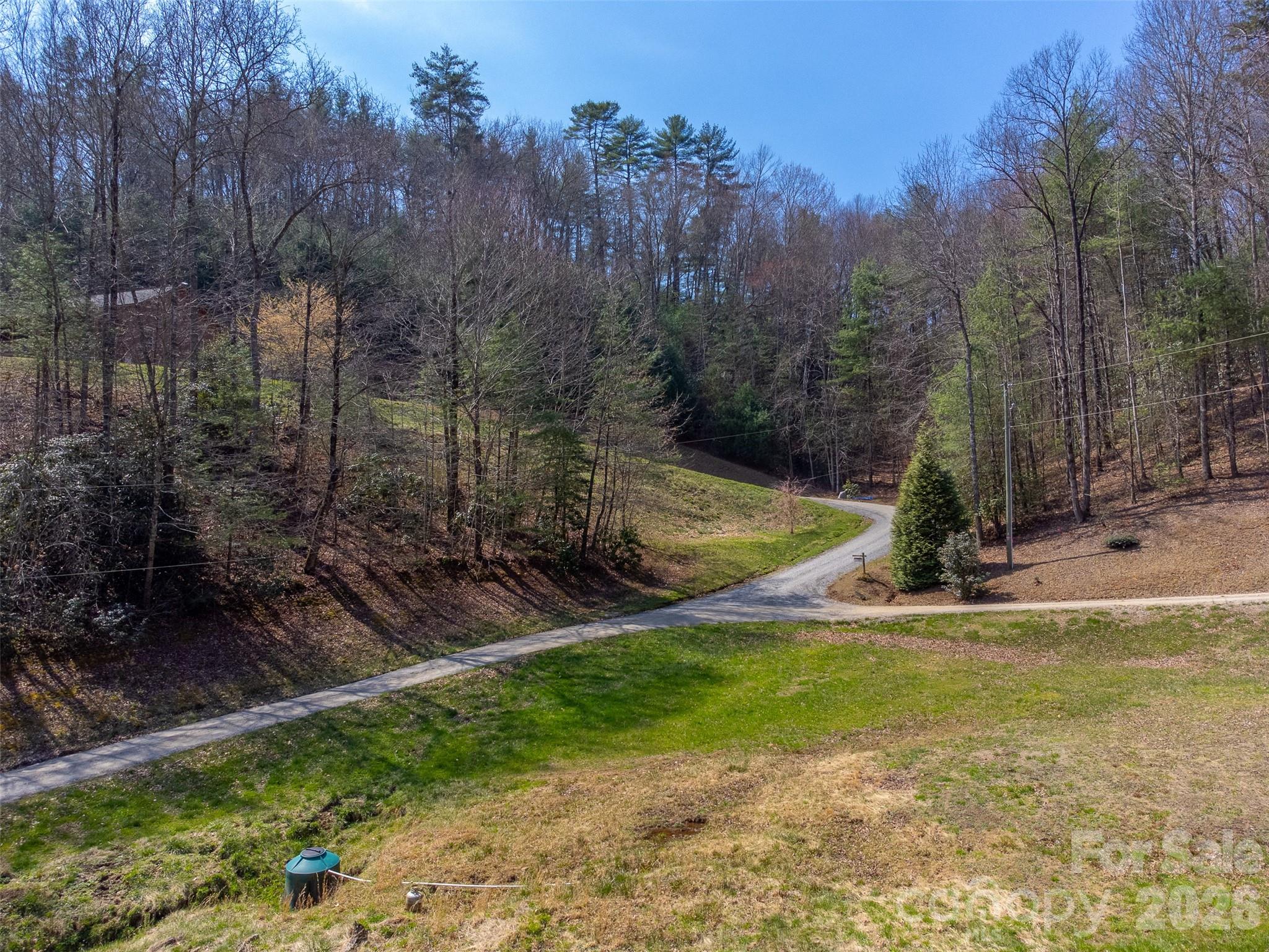 1960 Atoah Road — Robbinsville