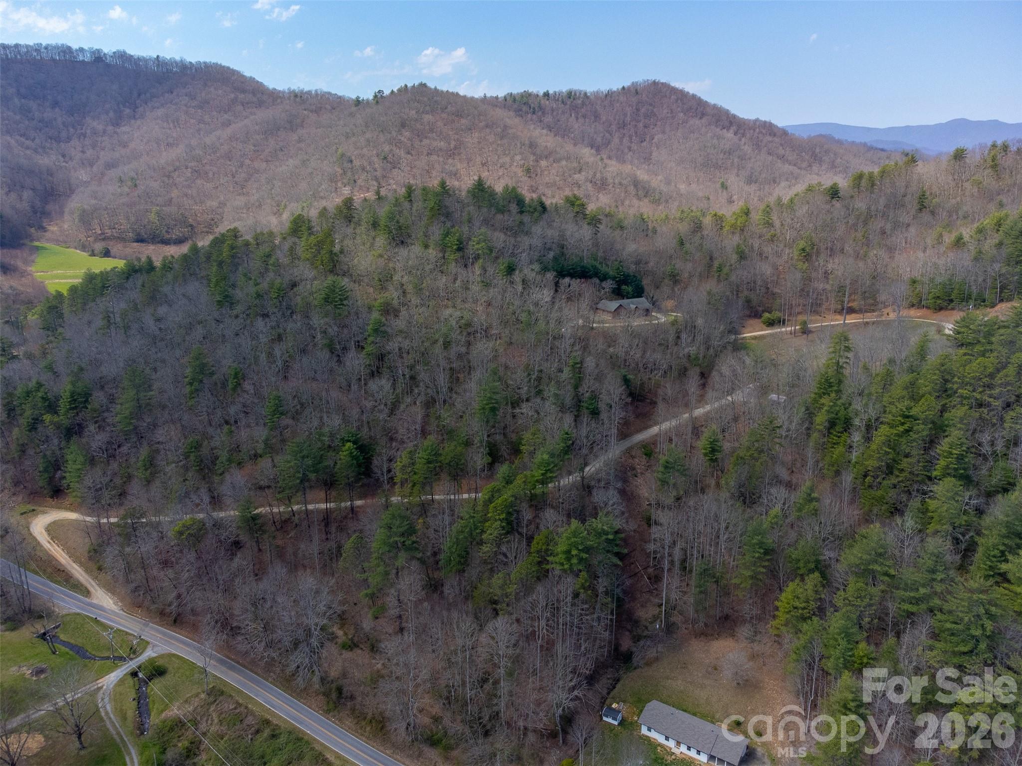 1960 Atoah Road — Robbinsville