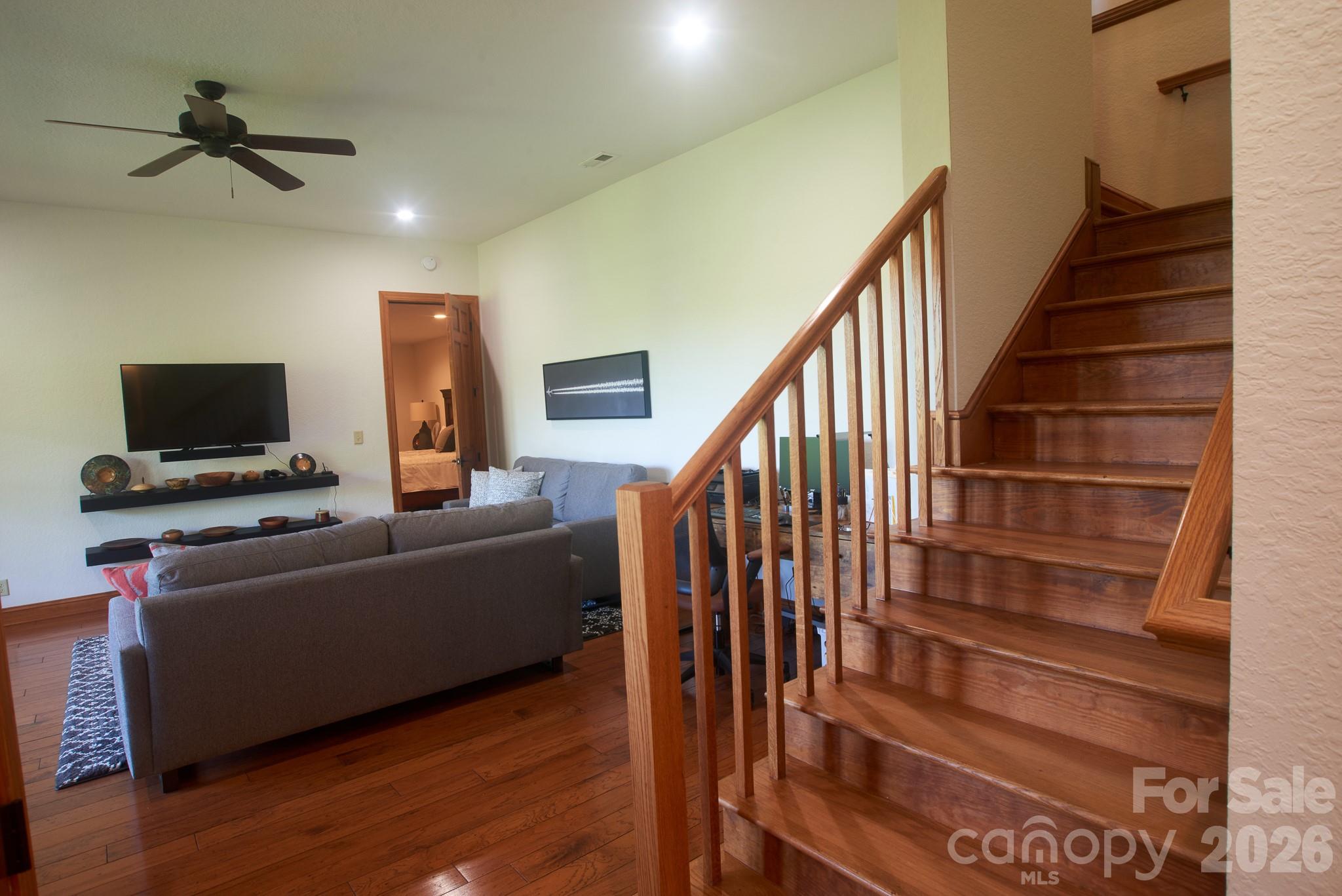 427 Spring Rock Road — Burnsville
