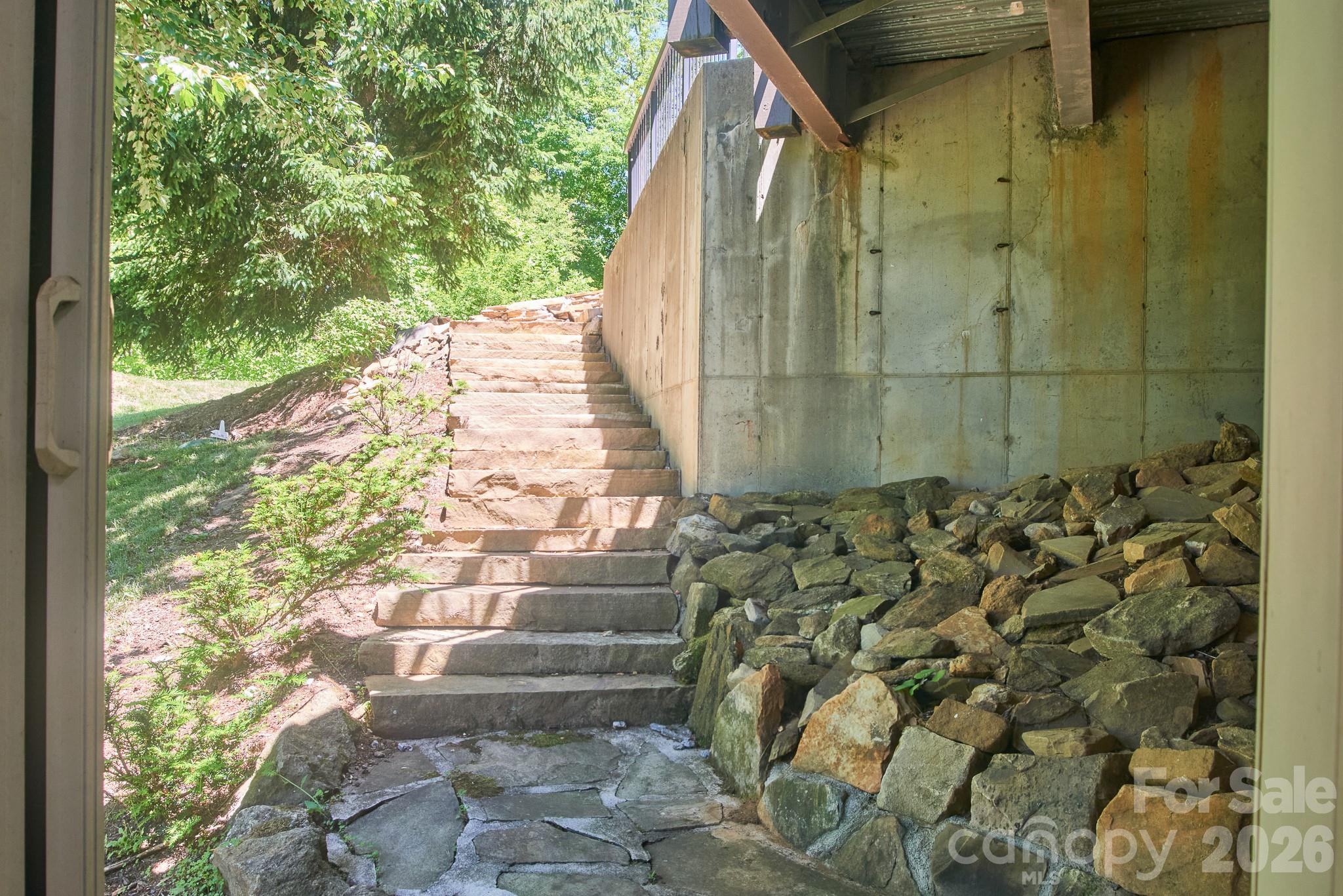 427 Spring Rock Road — Burnsville