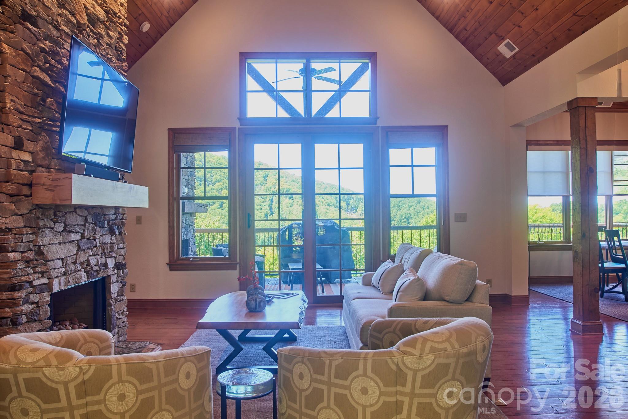 427 Spring Rock Road — Burnsville