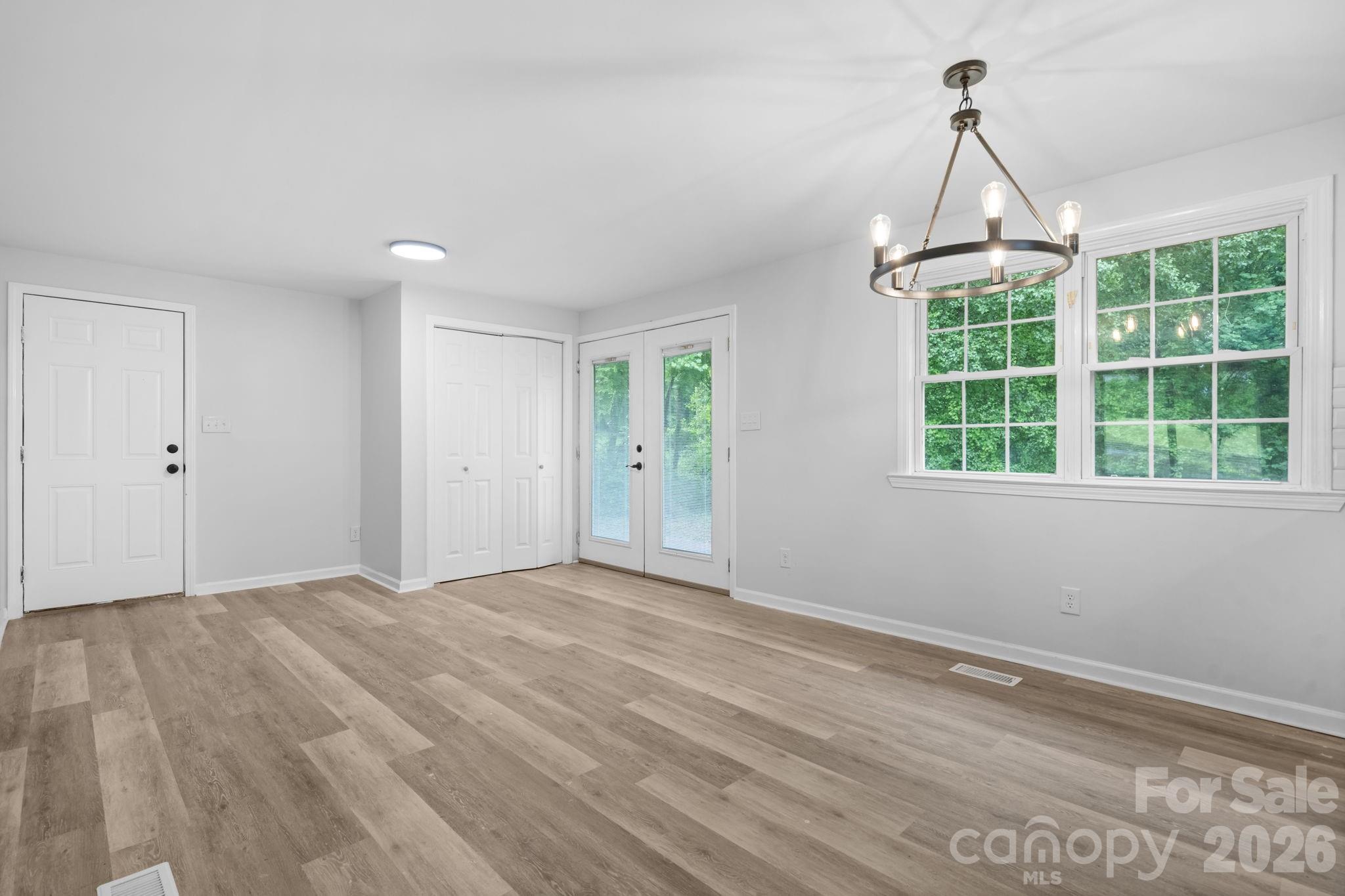 1871 Crestview Drive — Newton