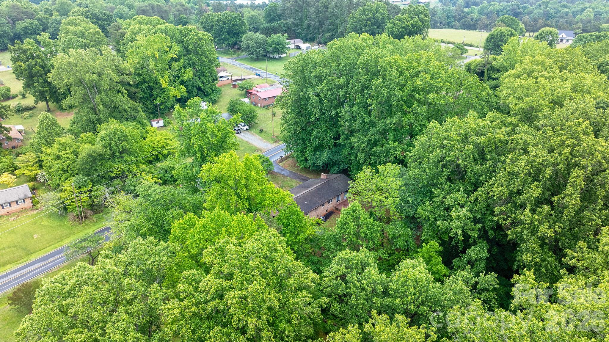 1871 Crestview Drive — Newton