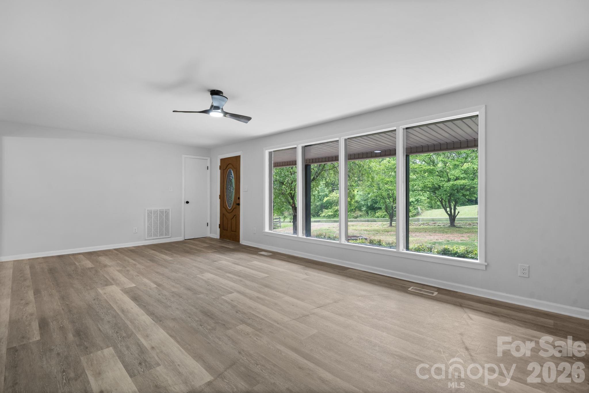 1871 Crestview Drive — Newton