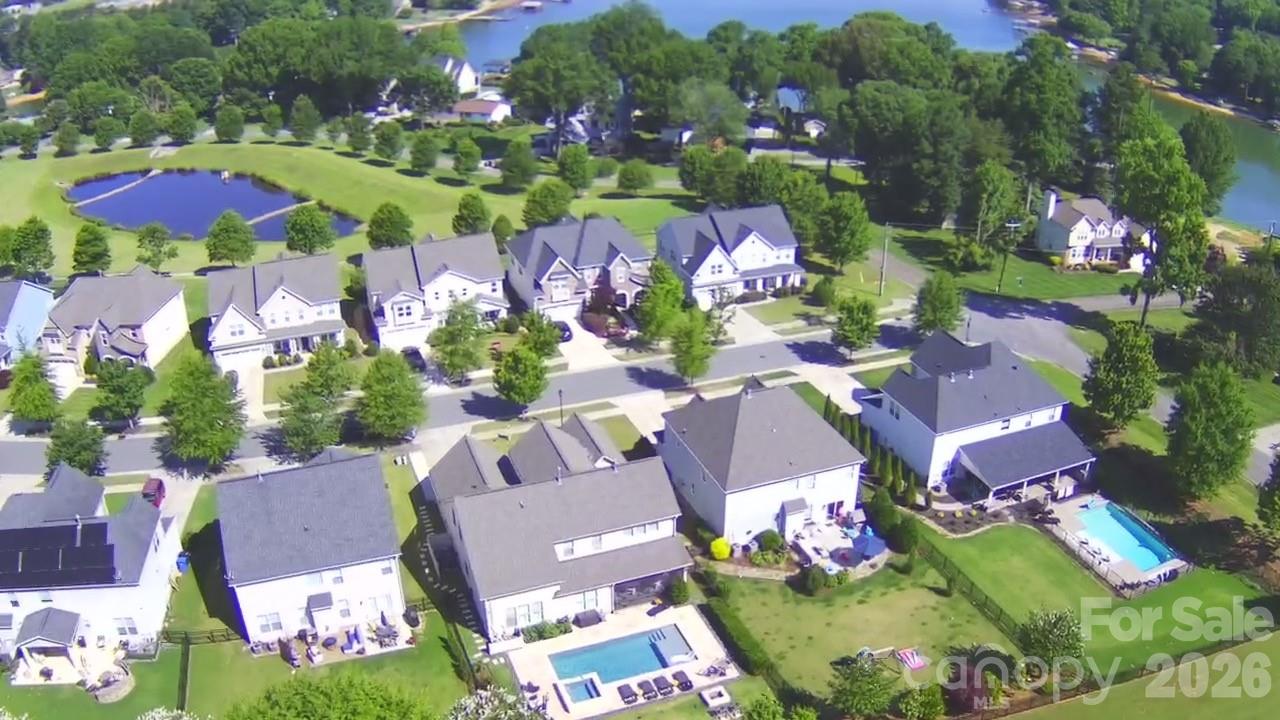 109 Heron Cove Loop — Mooresville