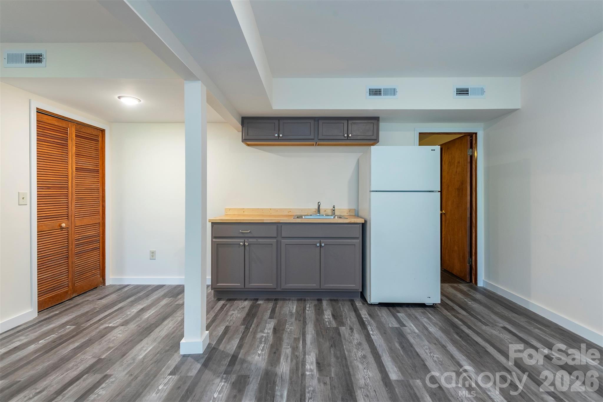58 Ballantree Drive — Asheville