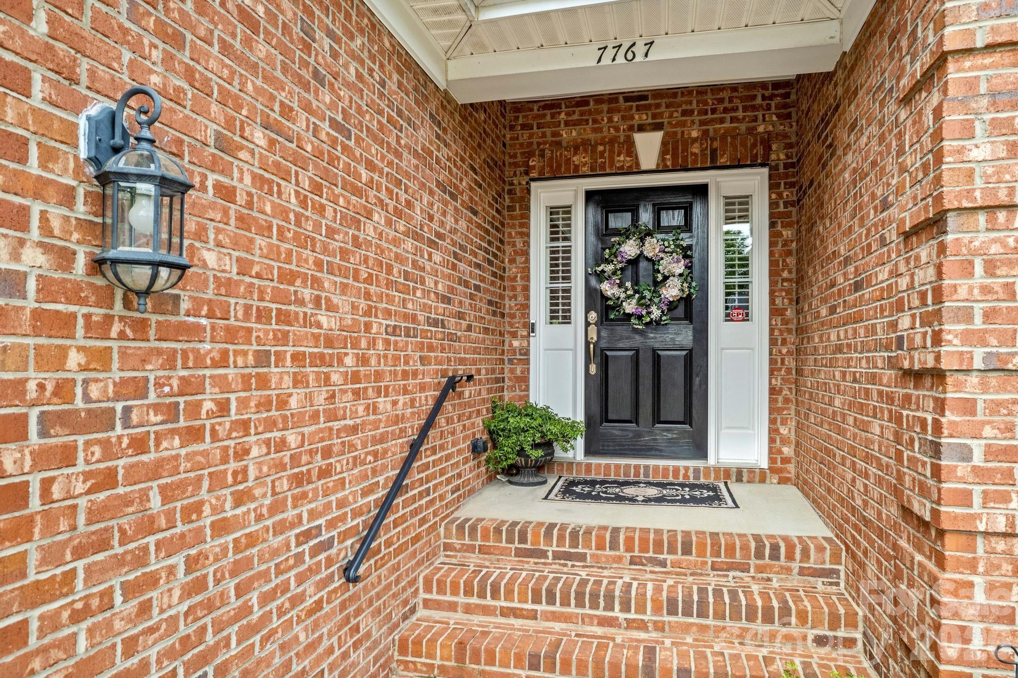 7767 St Andrews Lane — Stanley