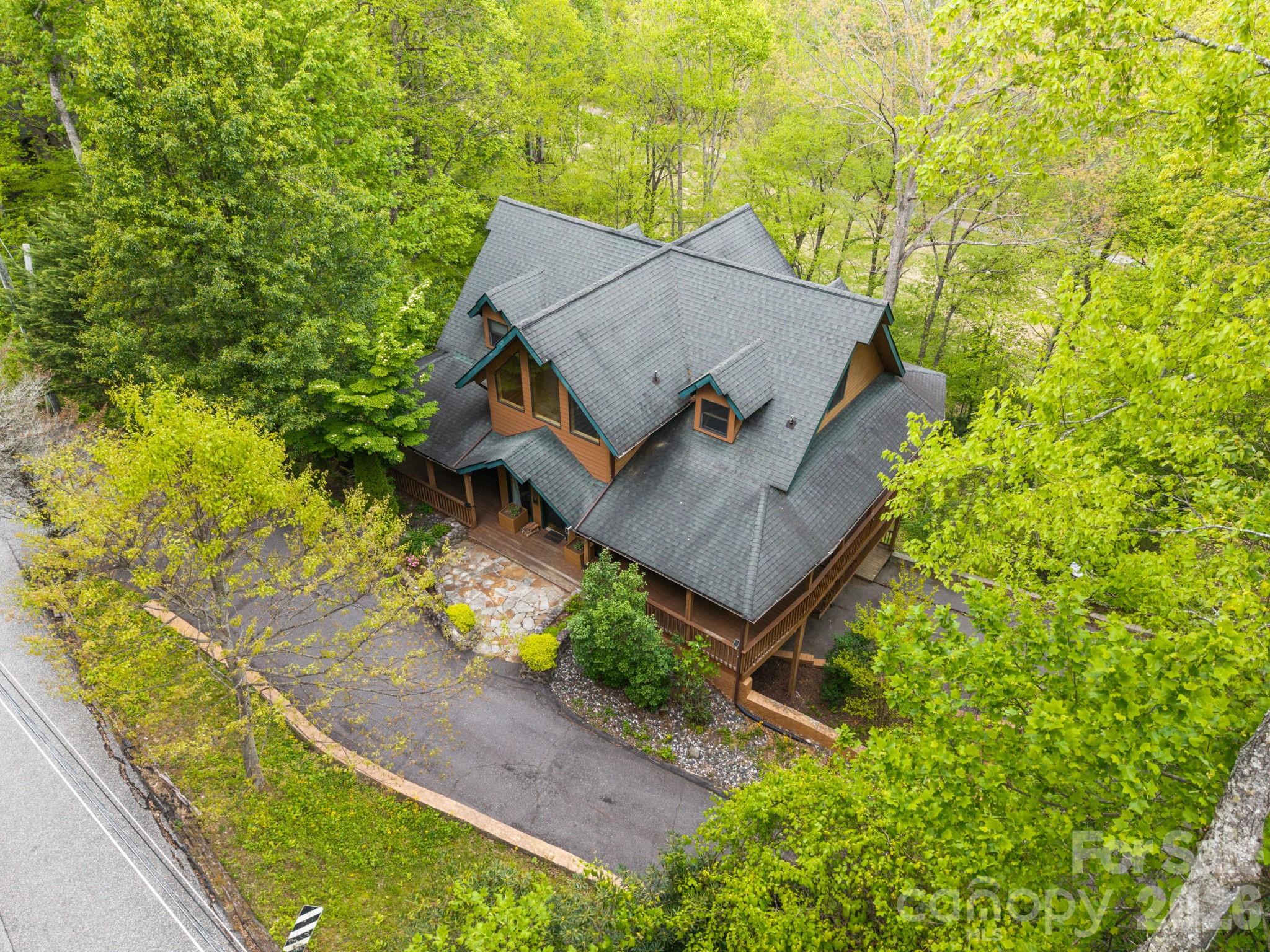 965 Winterstar Loop — Burnsville