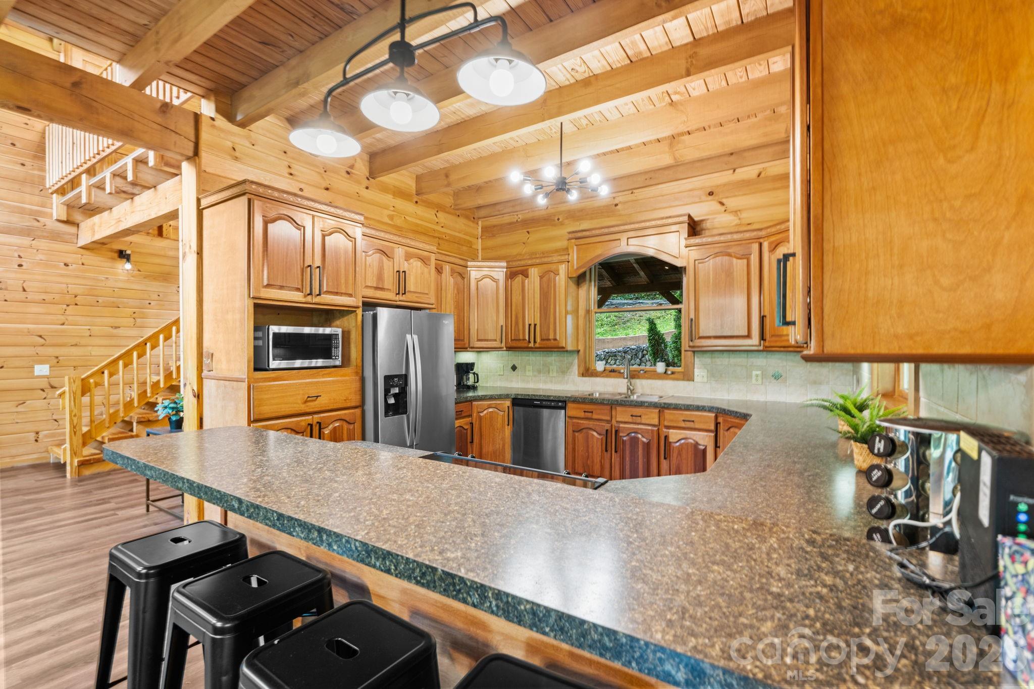 965 Winterstar Loop — Burnsville