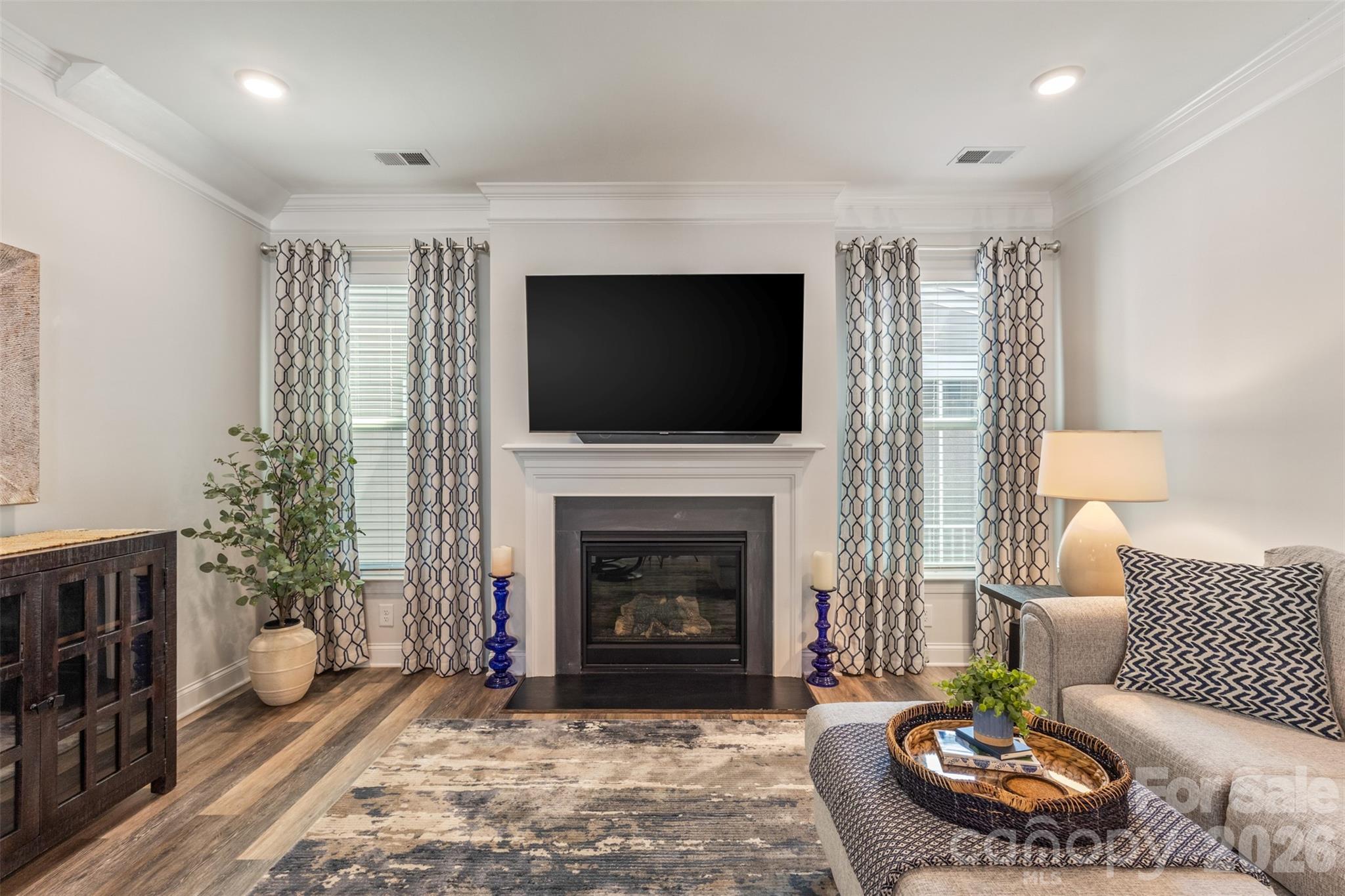 647 R L Stowe Road — Belmont